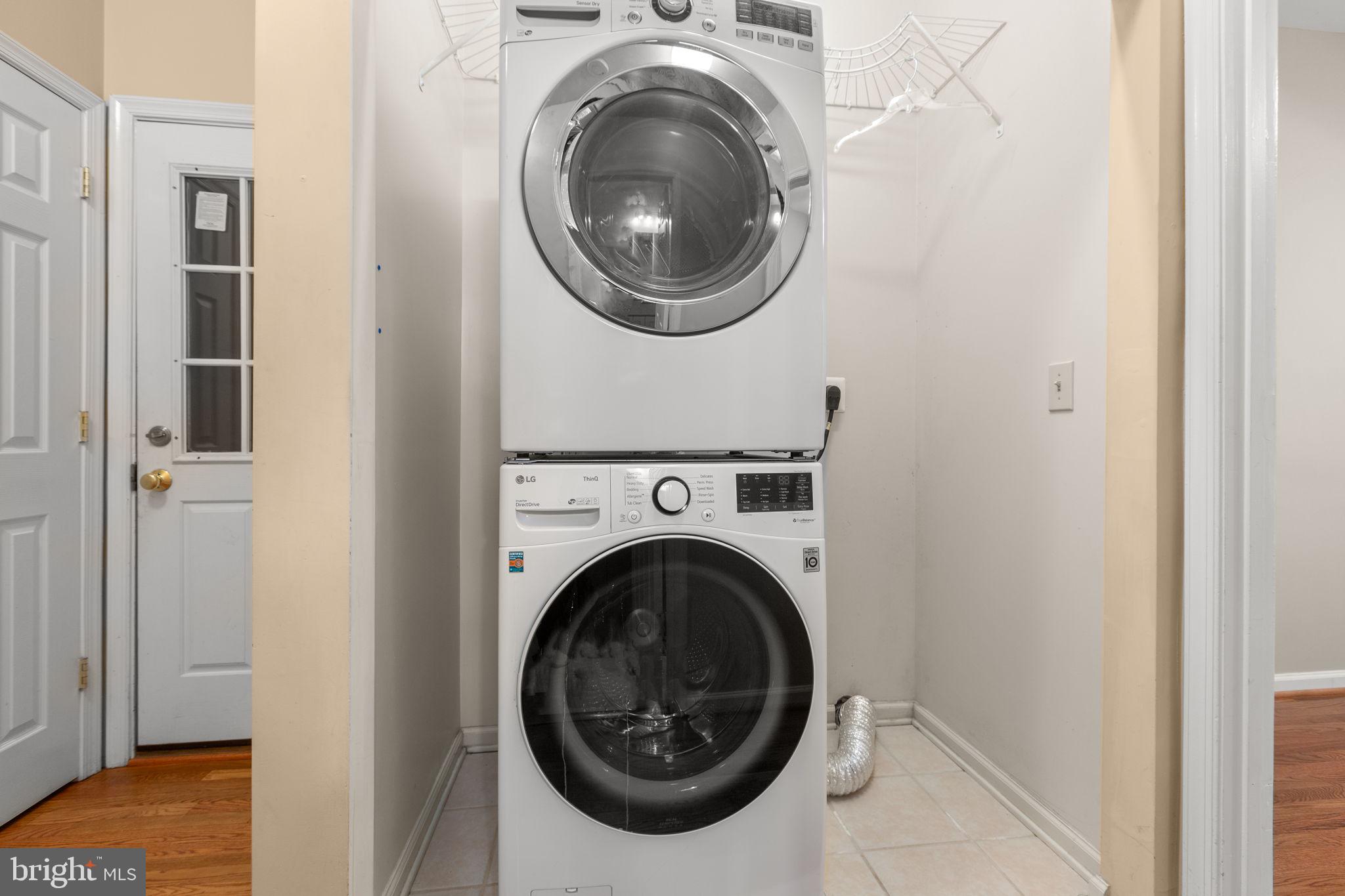 HILLS AT SNOWDEN - Residential