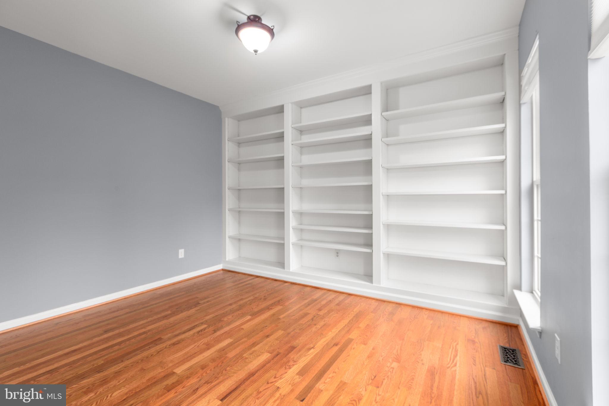 HILLS AT SNOWDEN - Residential