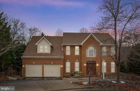 1010 ROBERTS COURT FREDERICKSBURG VA 22401