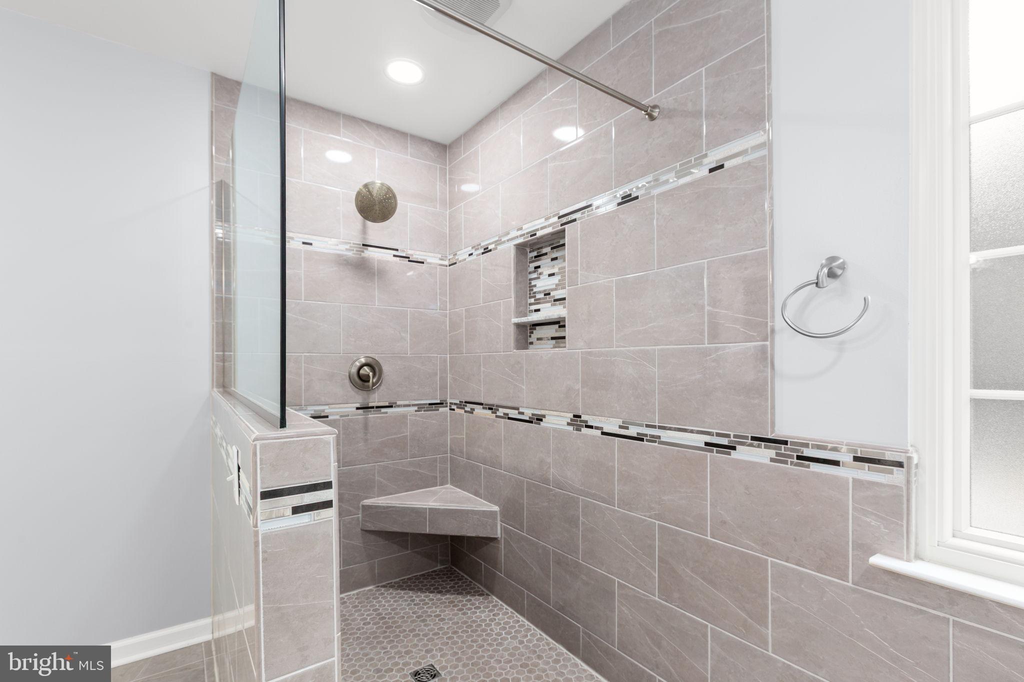 HILLS AT SNOWDEN - Residential