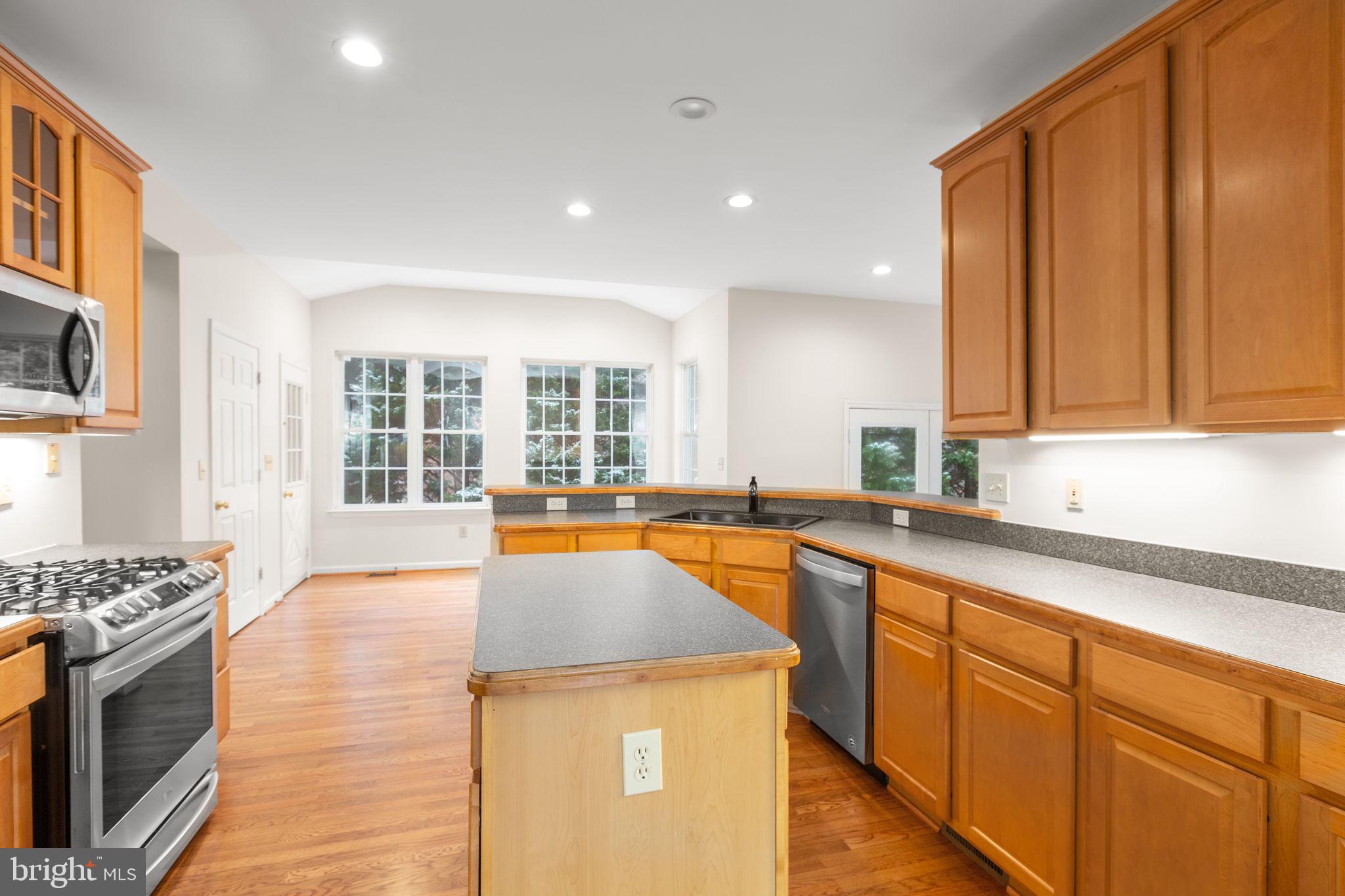 HILLS AT SNOWDEN - Residential