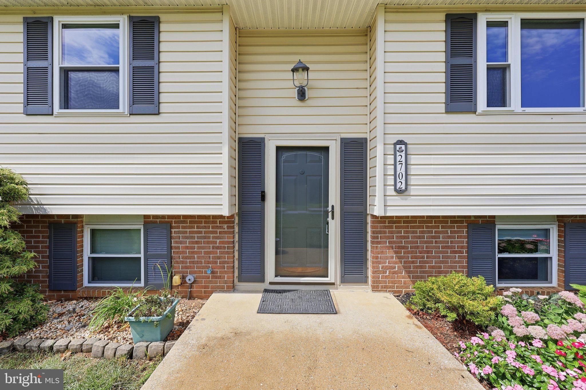 2702 RAINBOW DRIVE