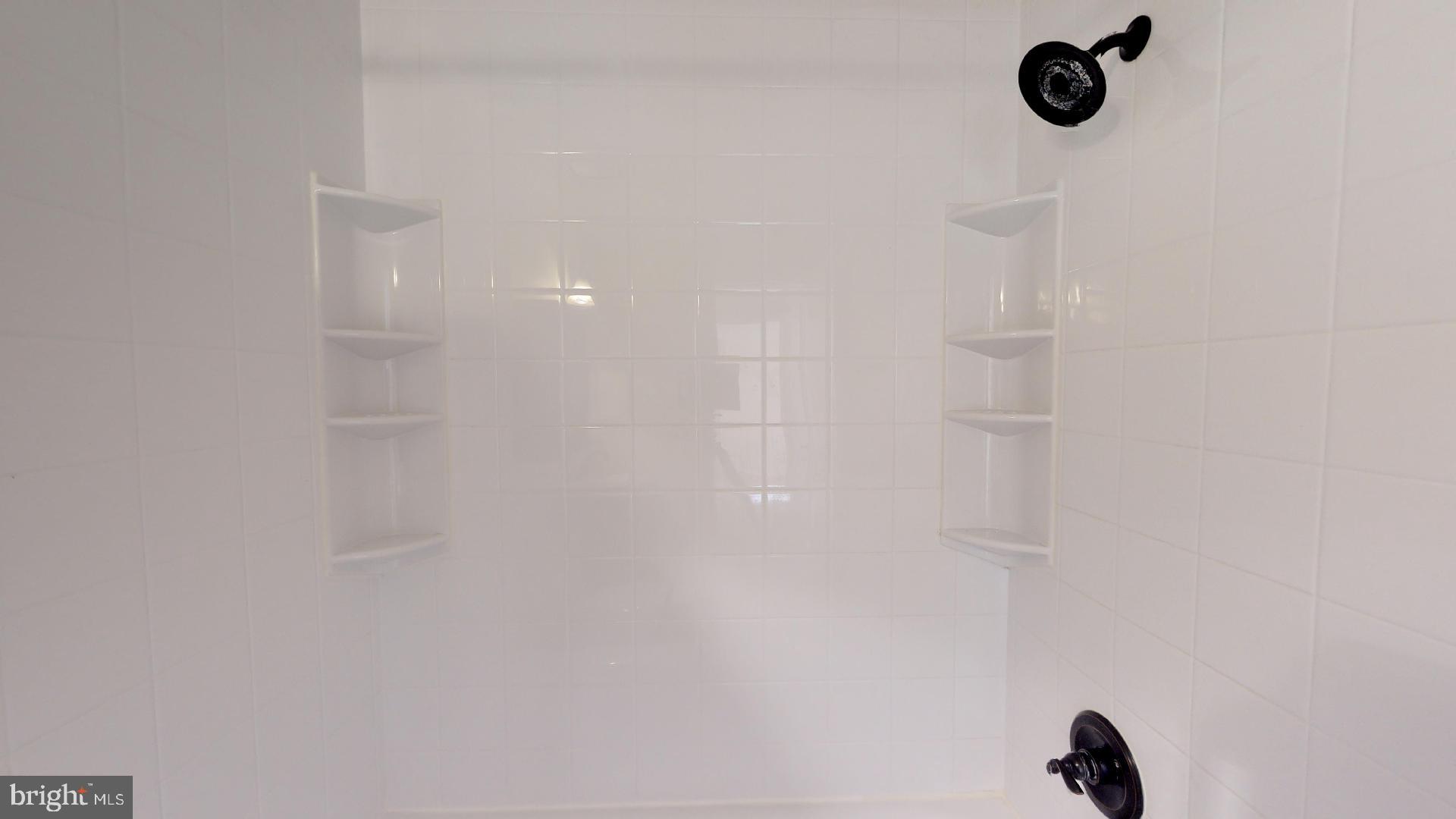 WAKEFIELD NEIGHBORHOOD - Residential Lease