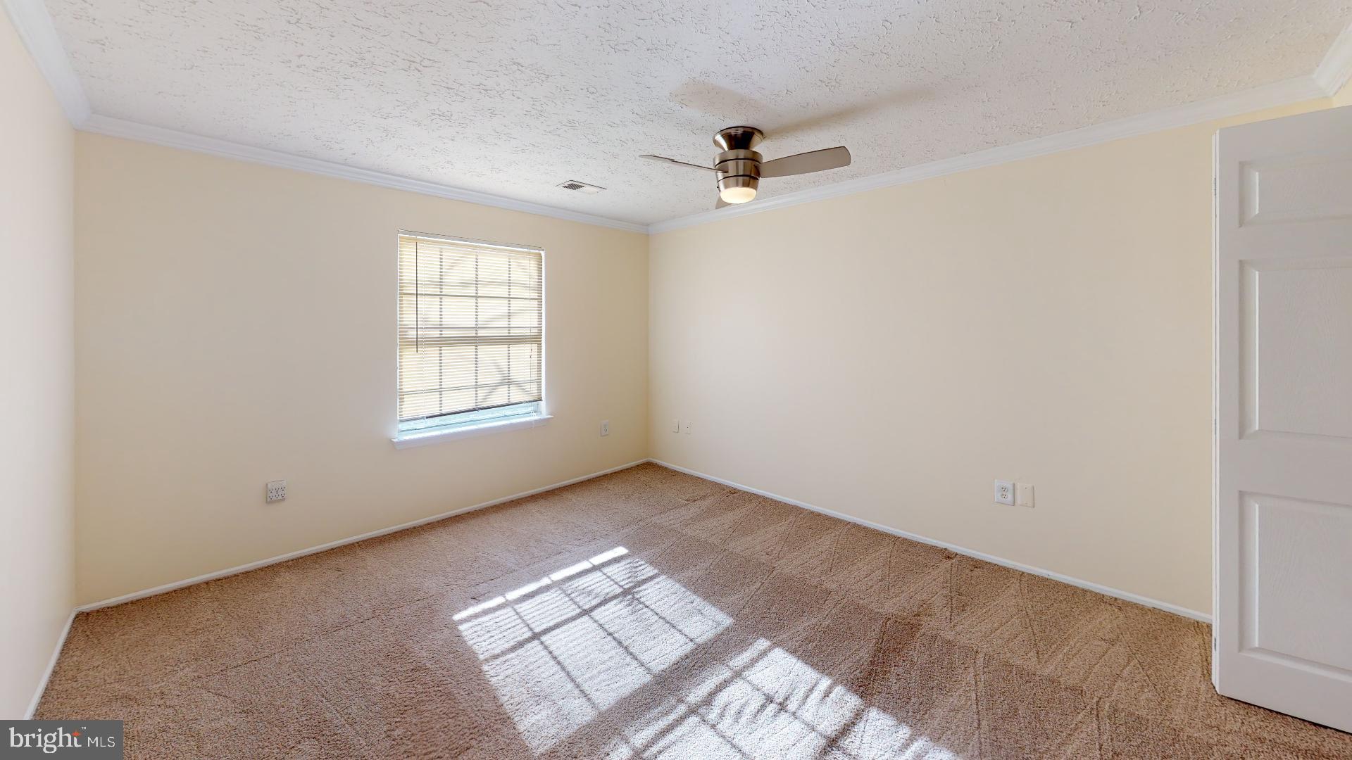 WAKEFIELD NEIGHBORHOOD - Residential Lease