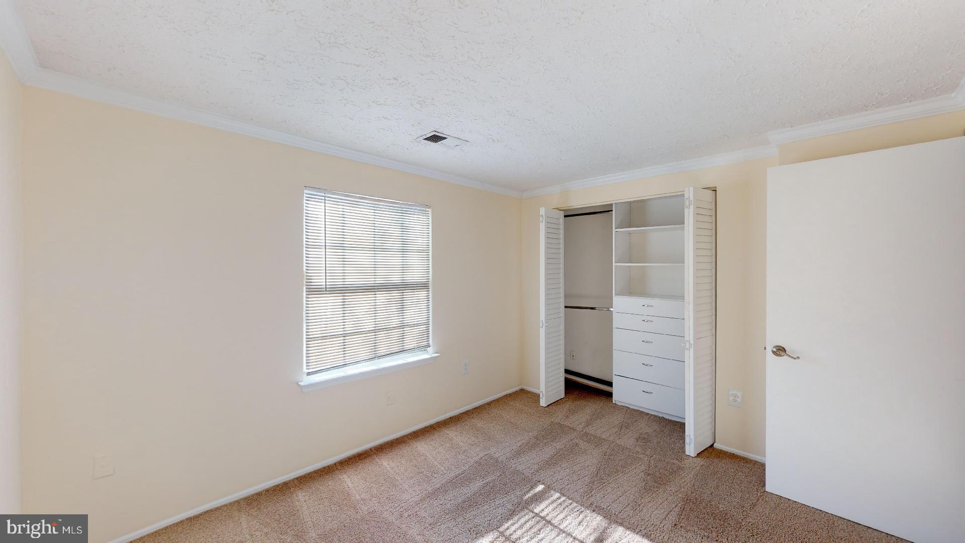 WAKEFIELD NEIGHBORHOOD - Residential Lease