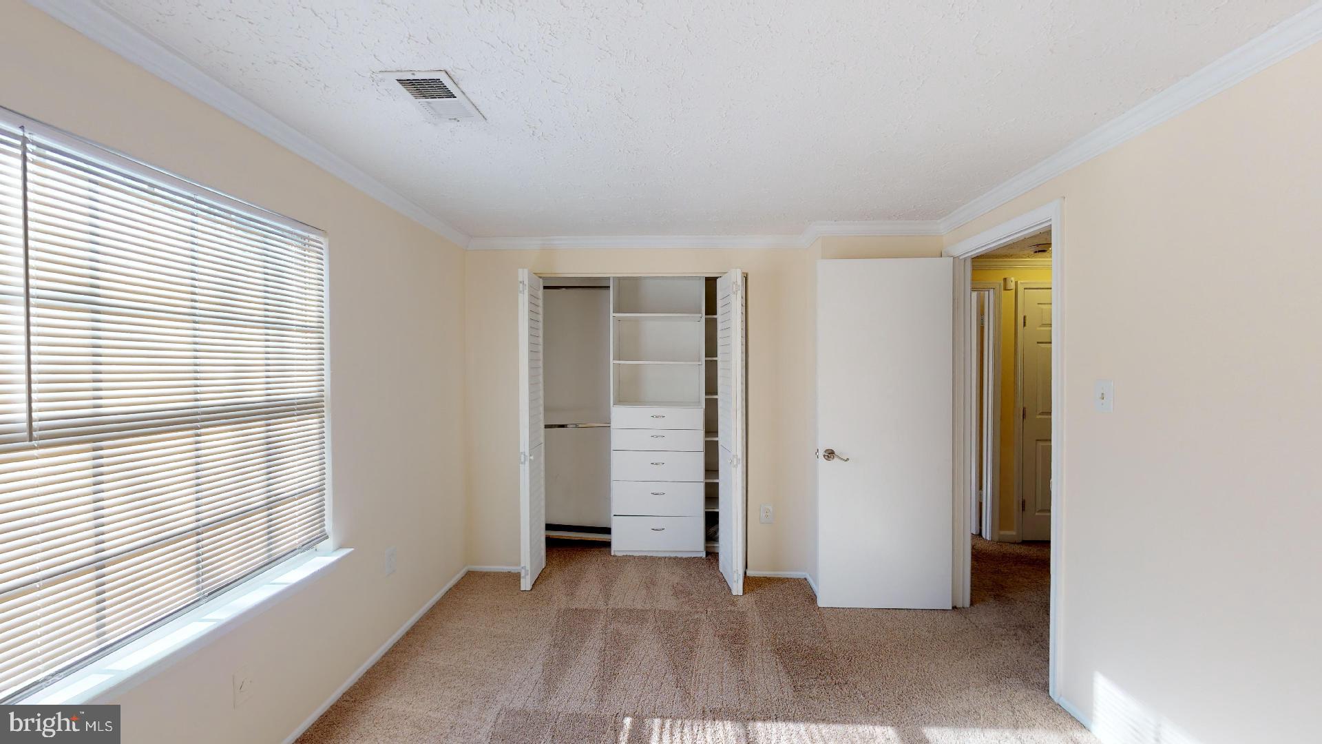 WAKEFIELD NEIGHBORHOOD - Residential Lease