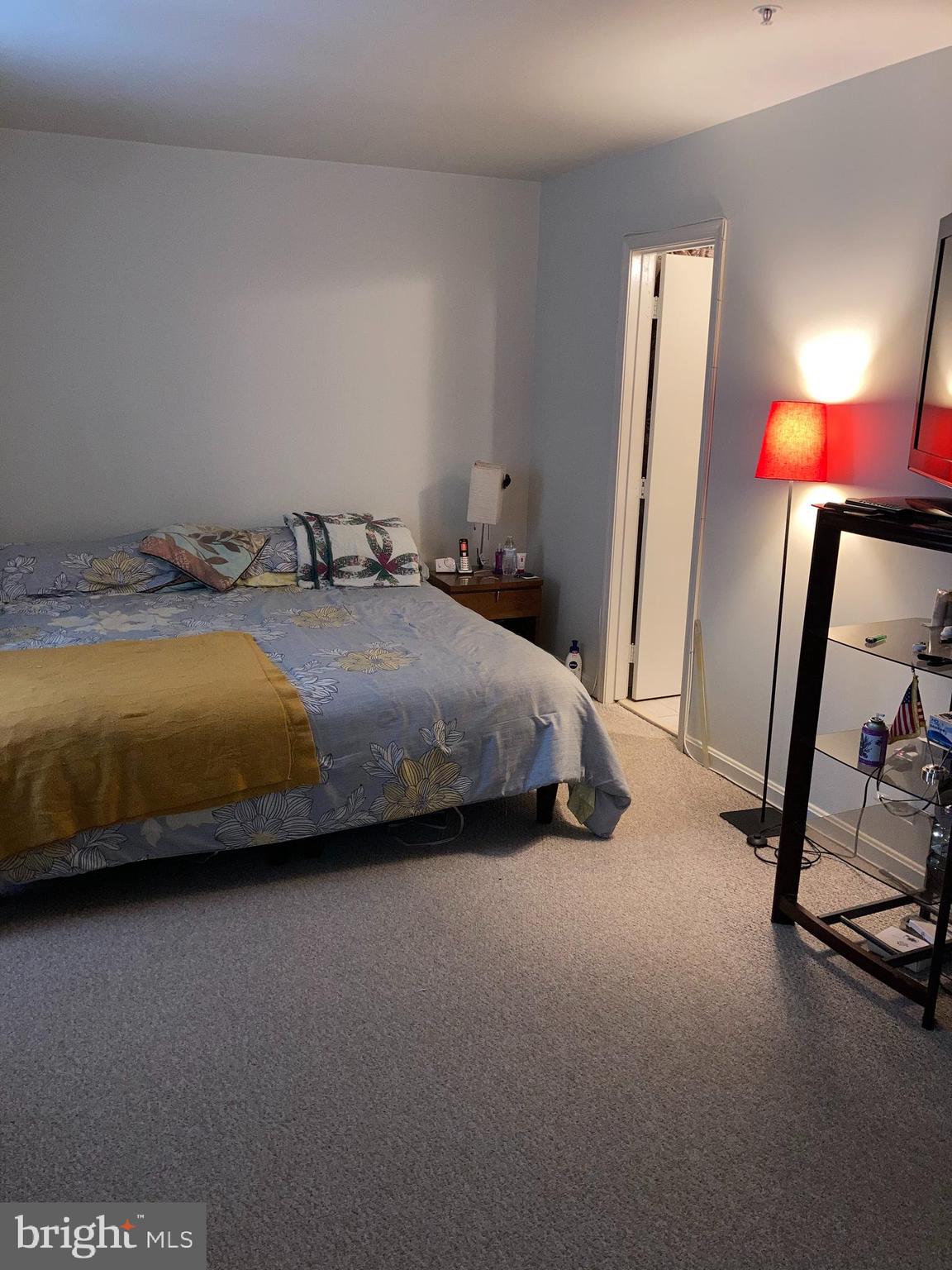 LONDON WOODS - Residential