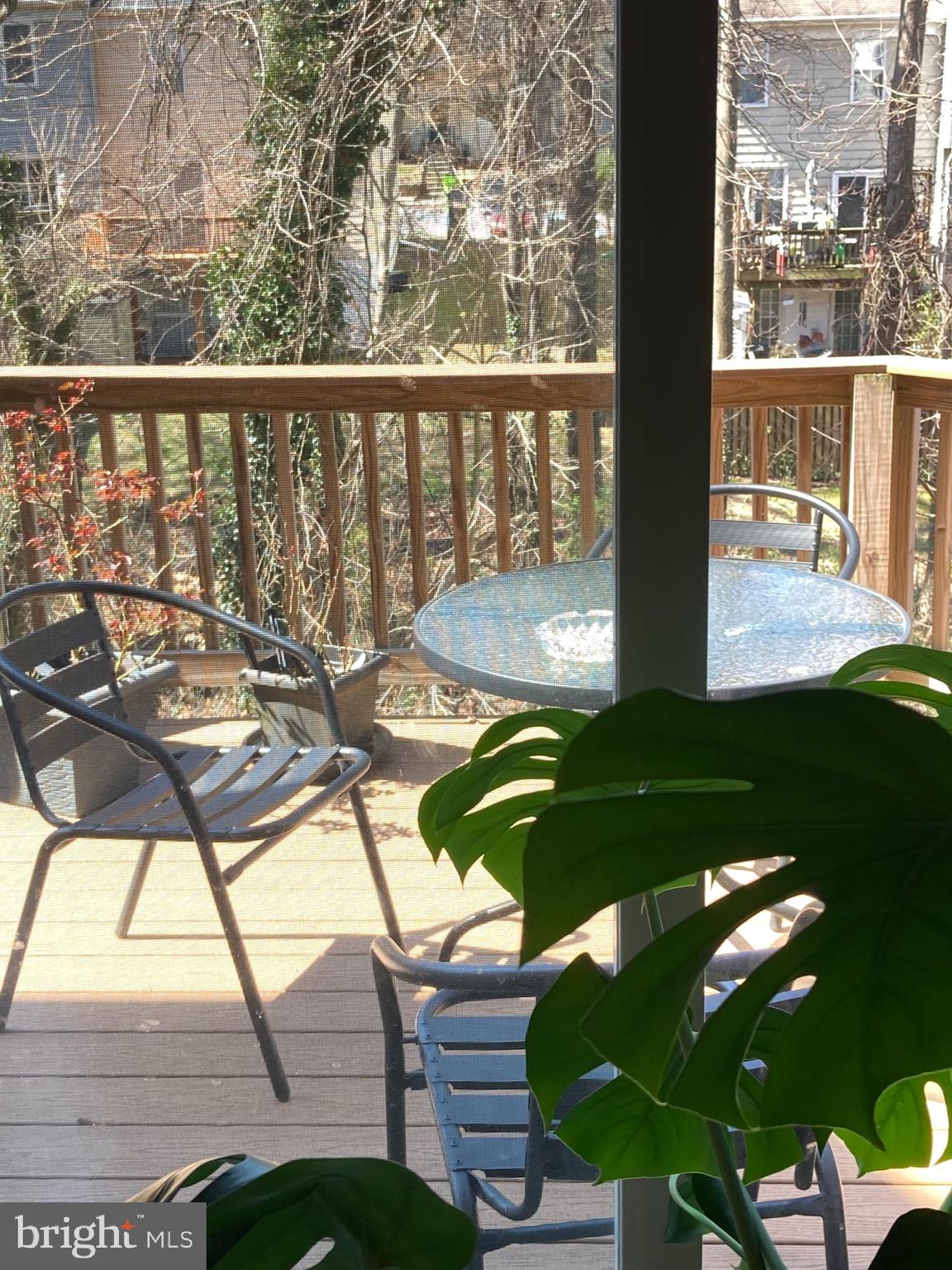 LONDON WOODS - Residential