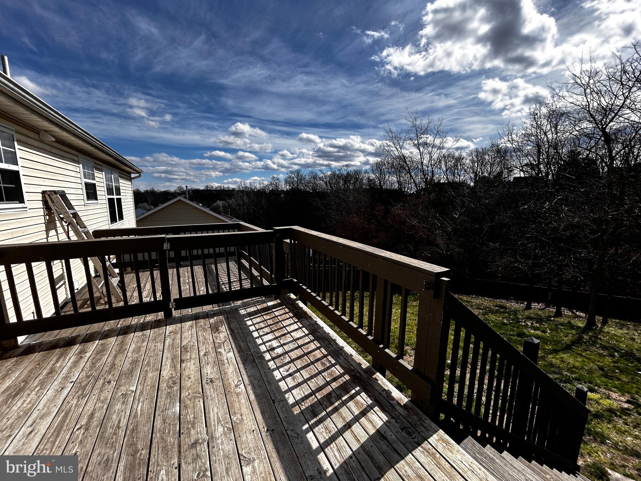 HILL VALLEY - Residential