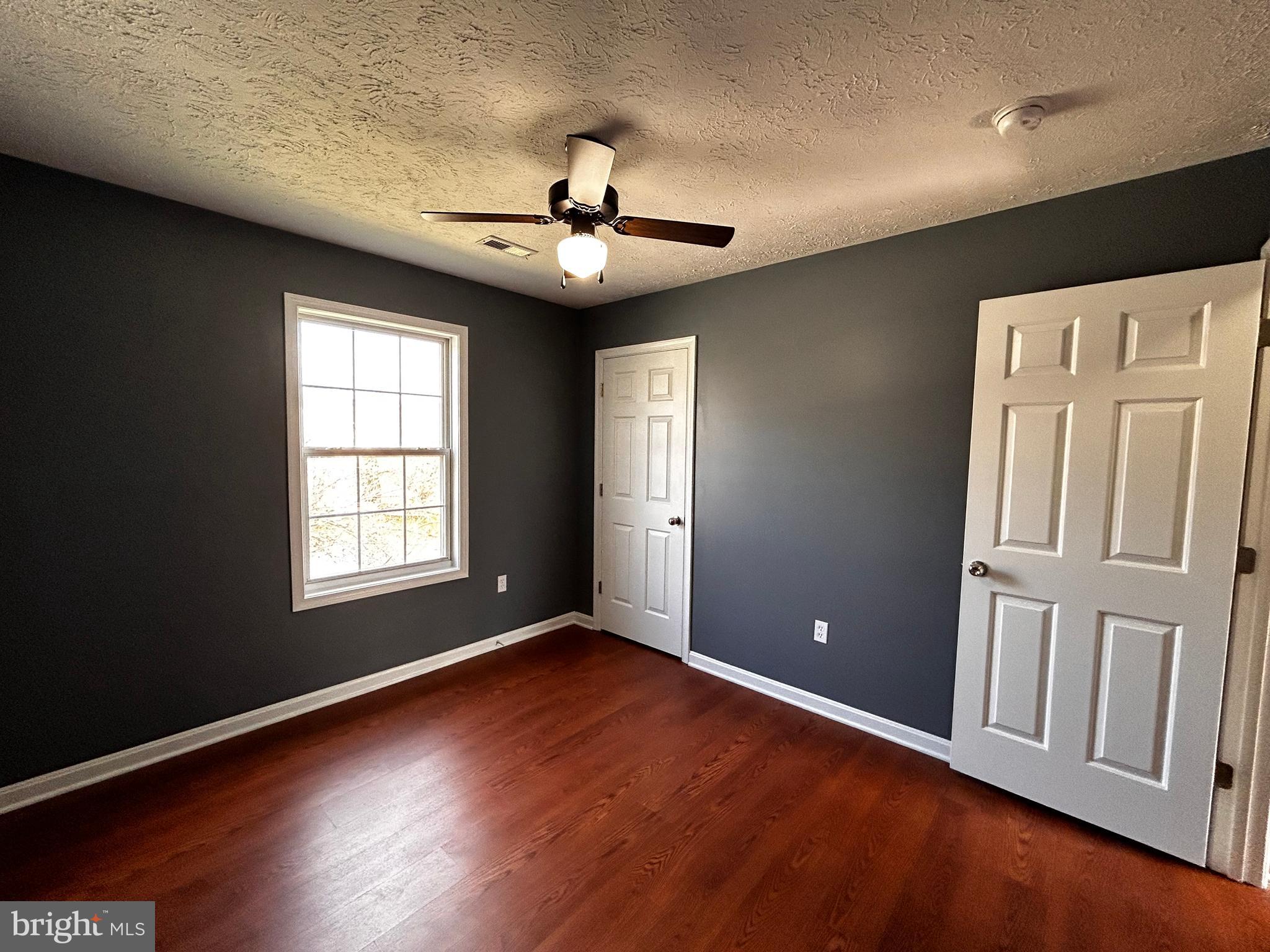 HILL VALLEY - Residential