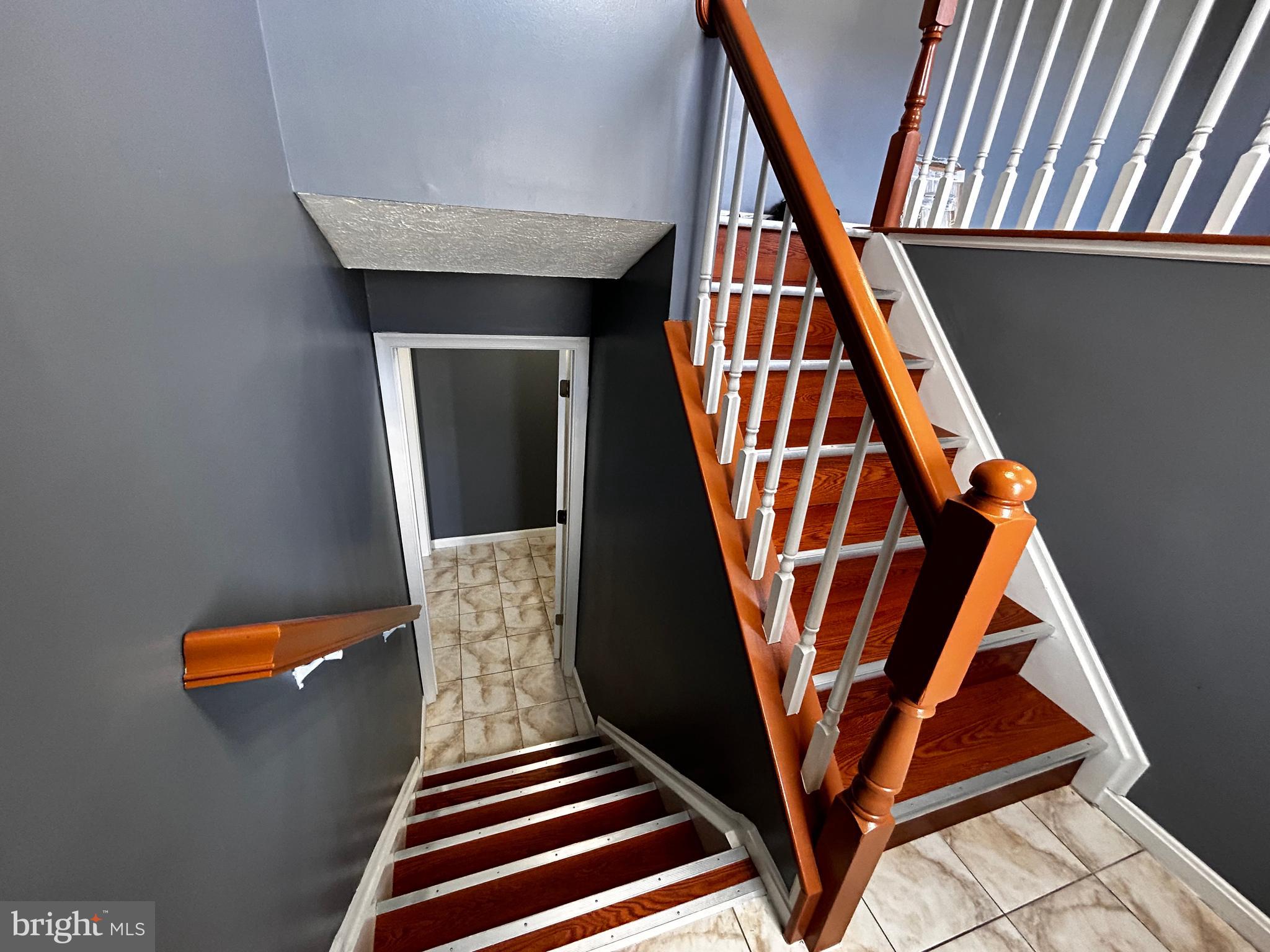 HILL VALLEY - Residential