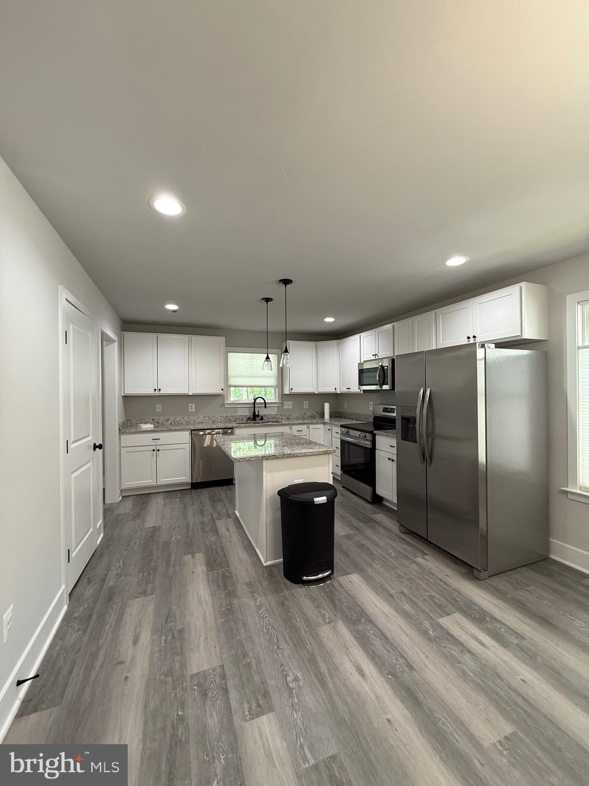 CLASSIC SHORES - Residential Lease