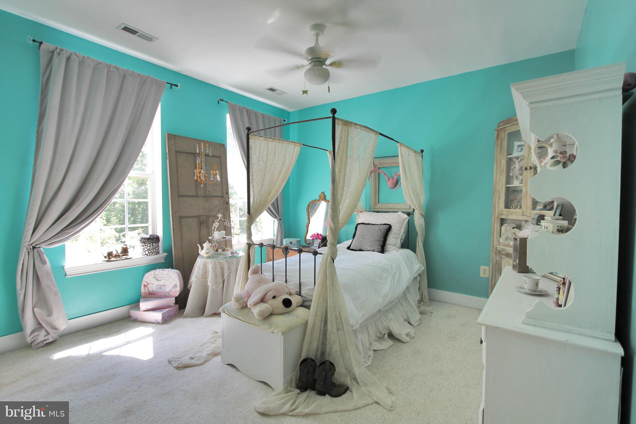 HARRY RALEY BASIC - Residential