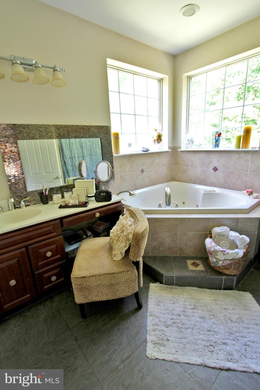 HARRY RALEY BASIC - Residential