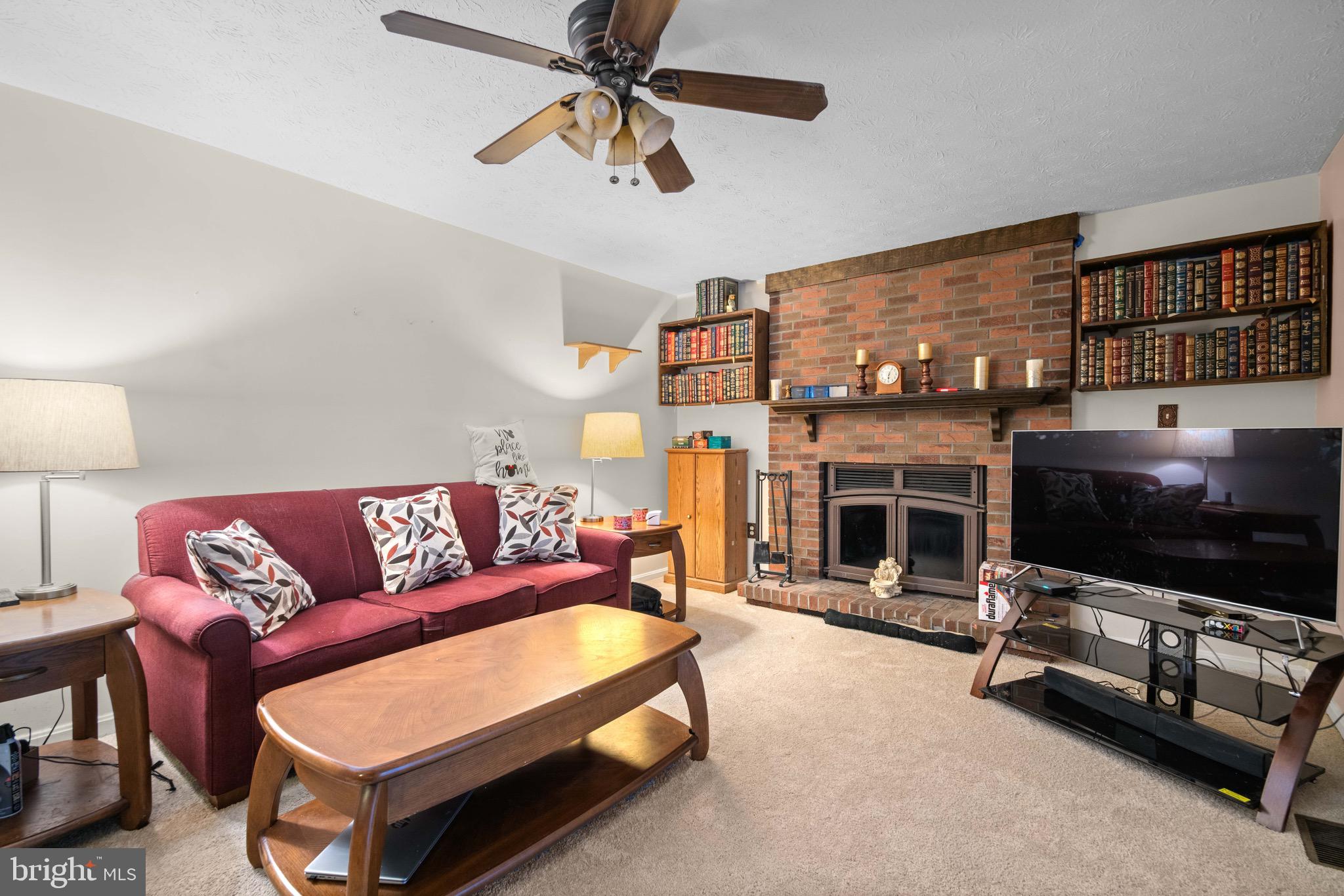 WHITE OAK VILLAGE - Residential