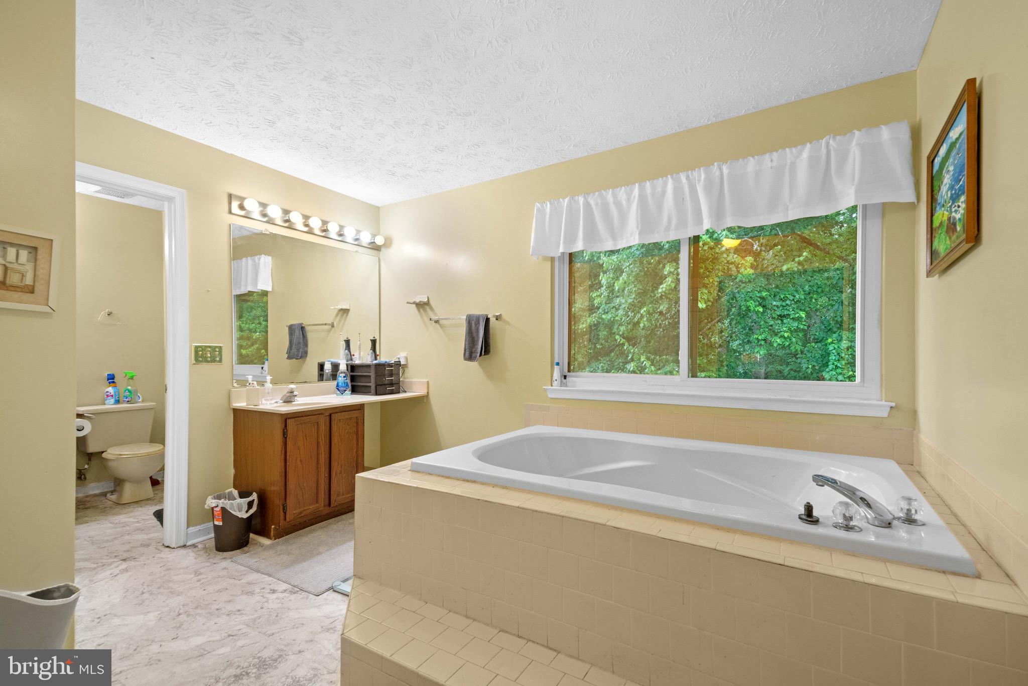 WHITE OAK VILLAGE - Residential