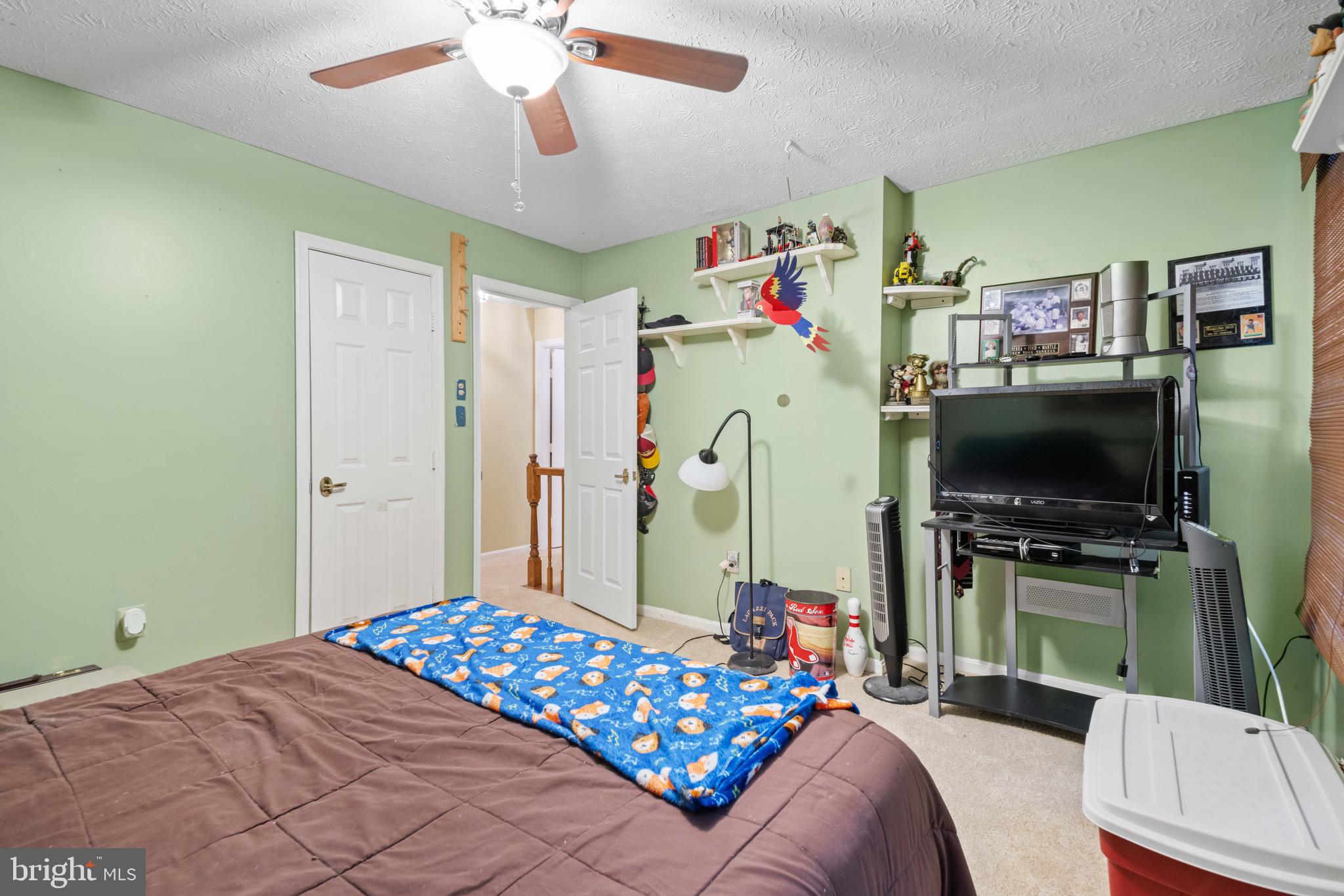 WHITE OAK VILLAGE - Residential