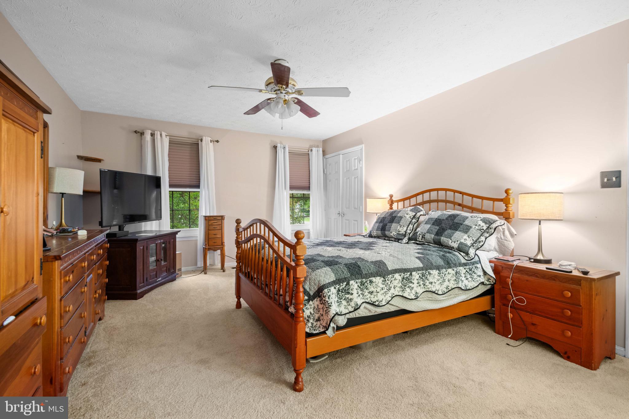 WHITE OAK VILLAGE - Residential