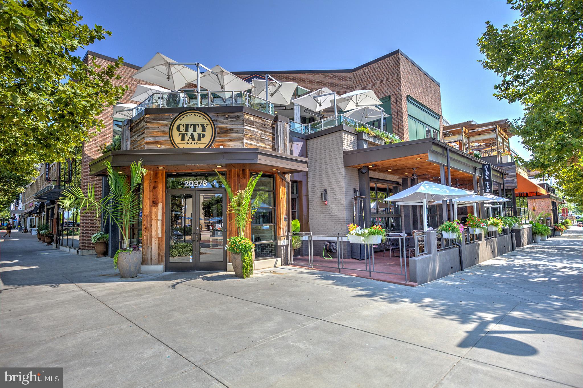 ONE LOUDOUN - Residential