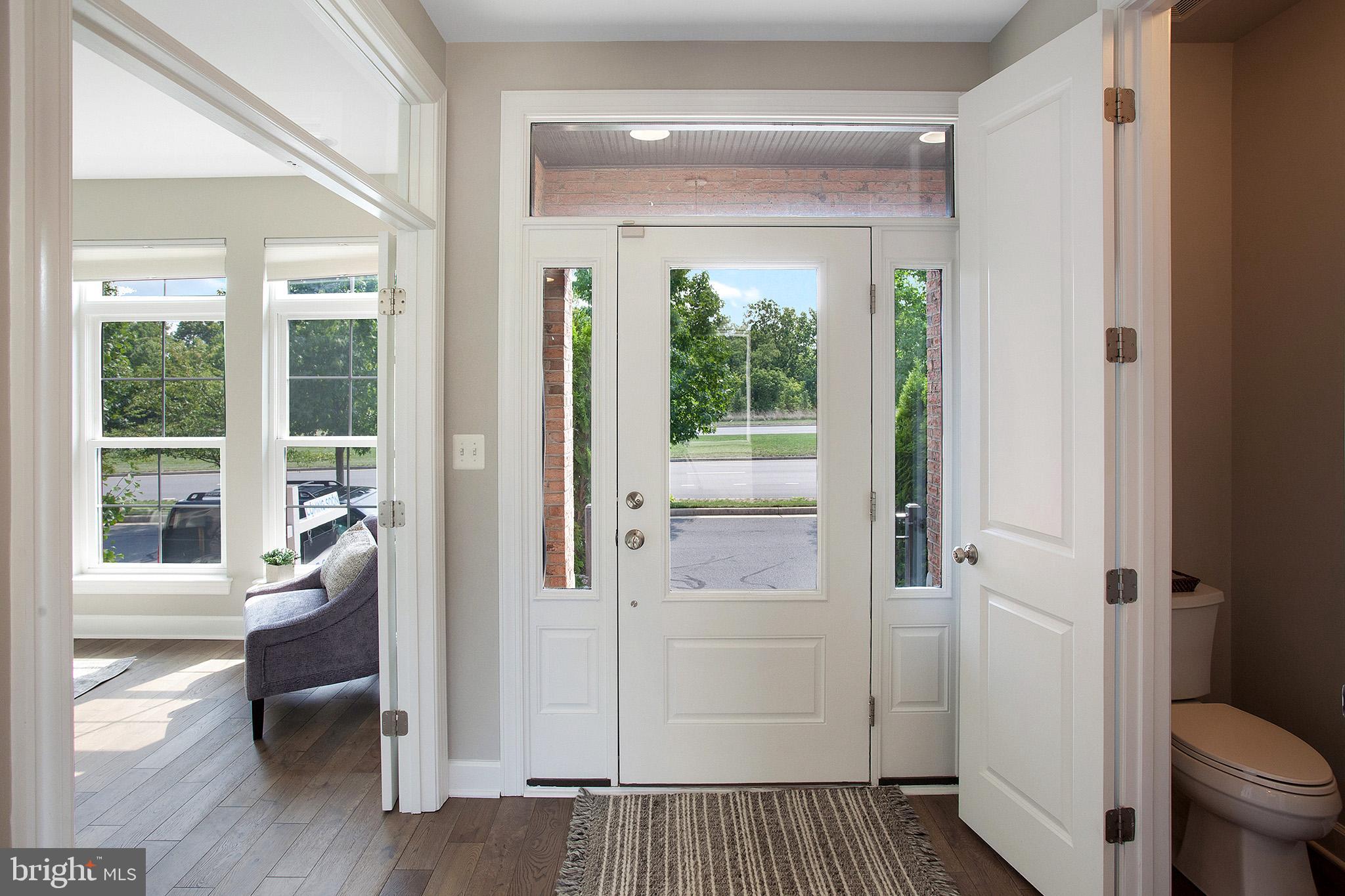 ONE LOUDOUN - Residential