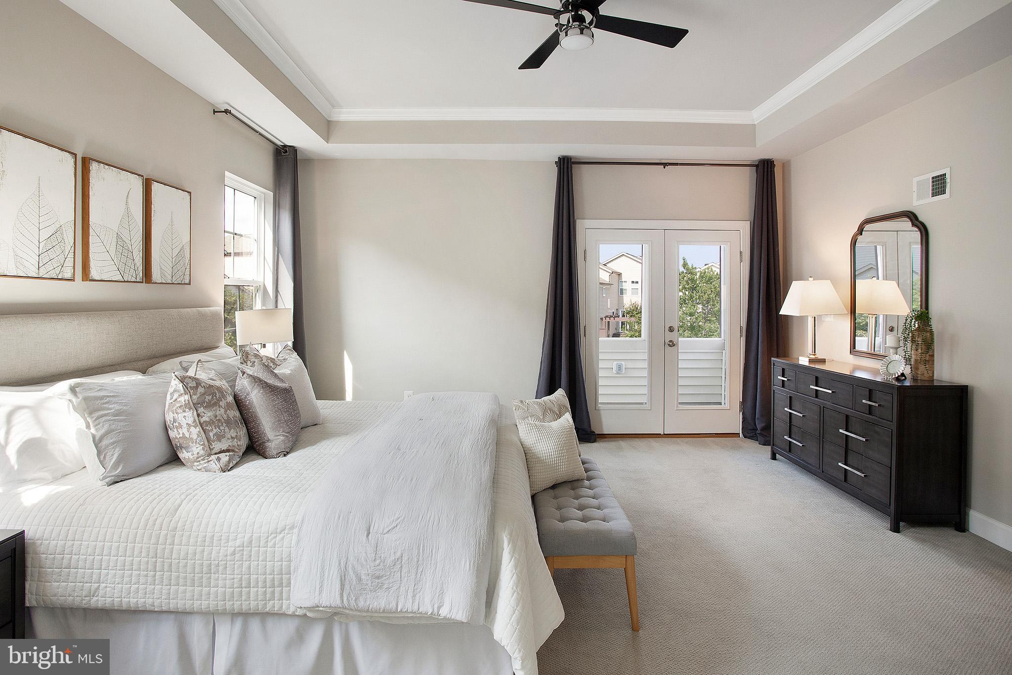 ONE LOUDOUN - Residential