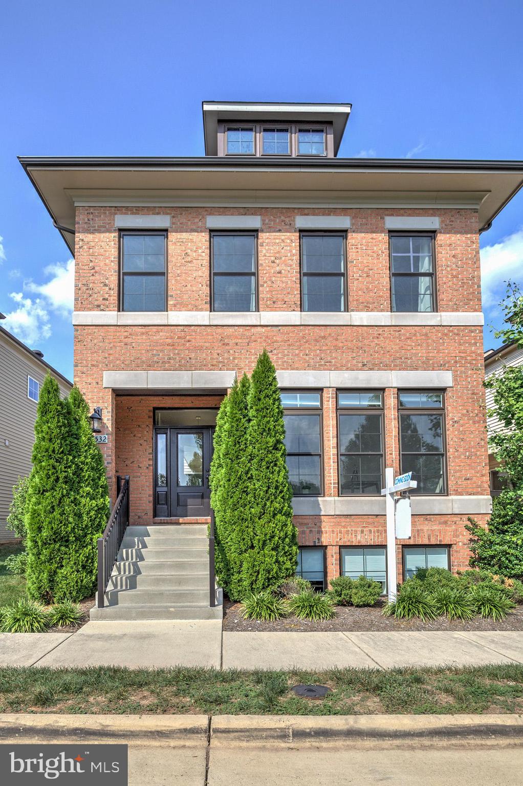 ONE LOUDOUN - Residential