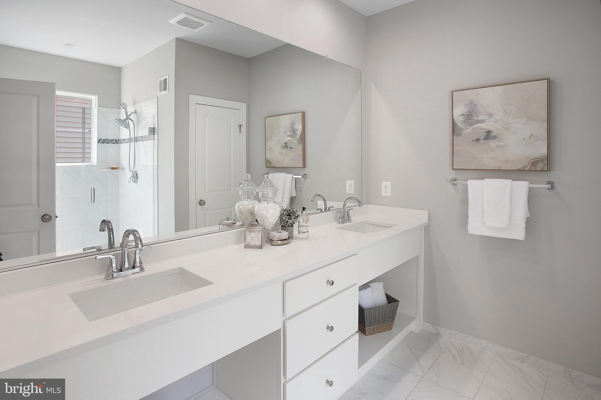 ONE LOUDOUN - Residential