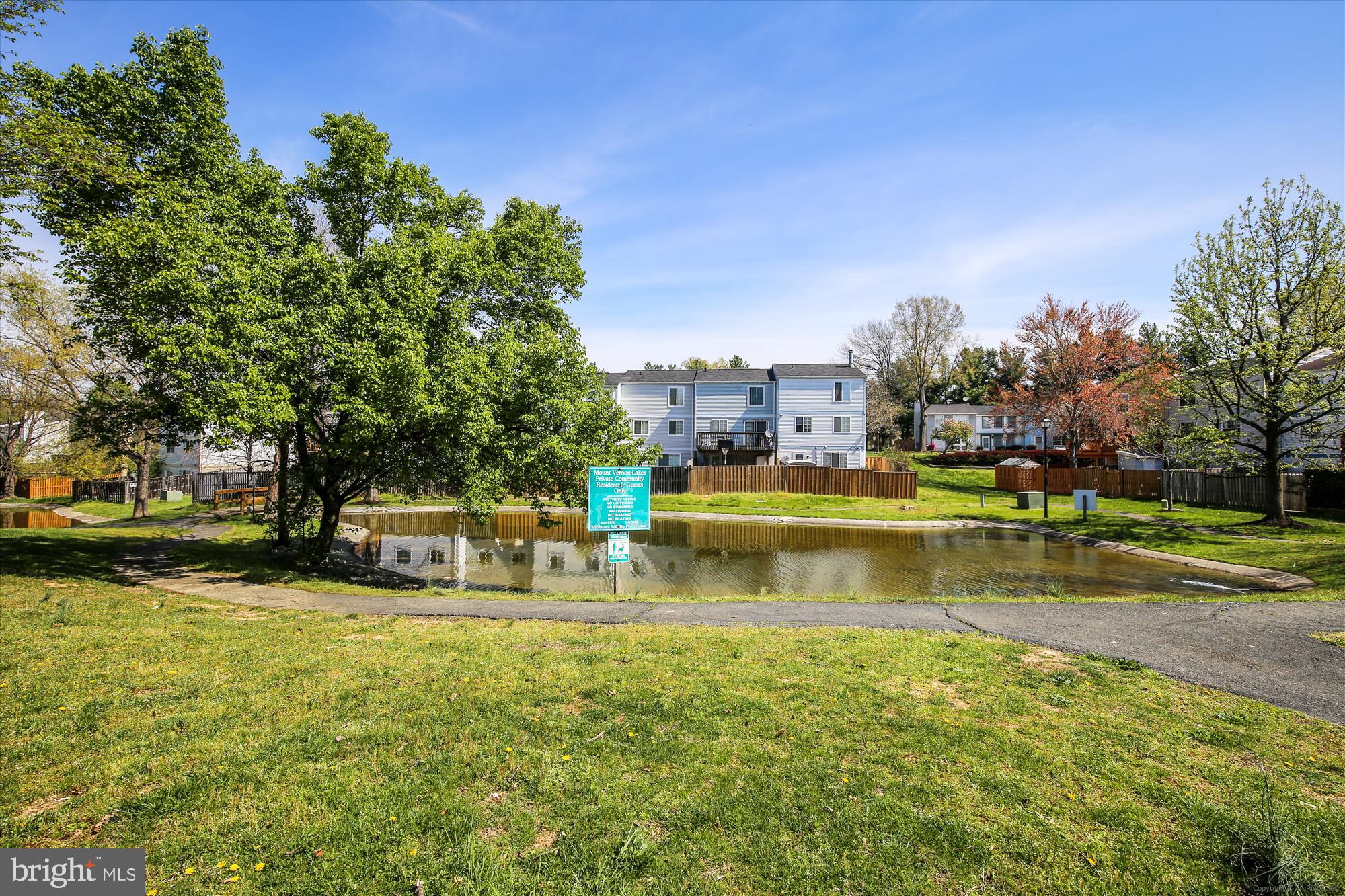 8384 BROCKHAM DR L