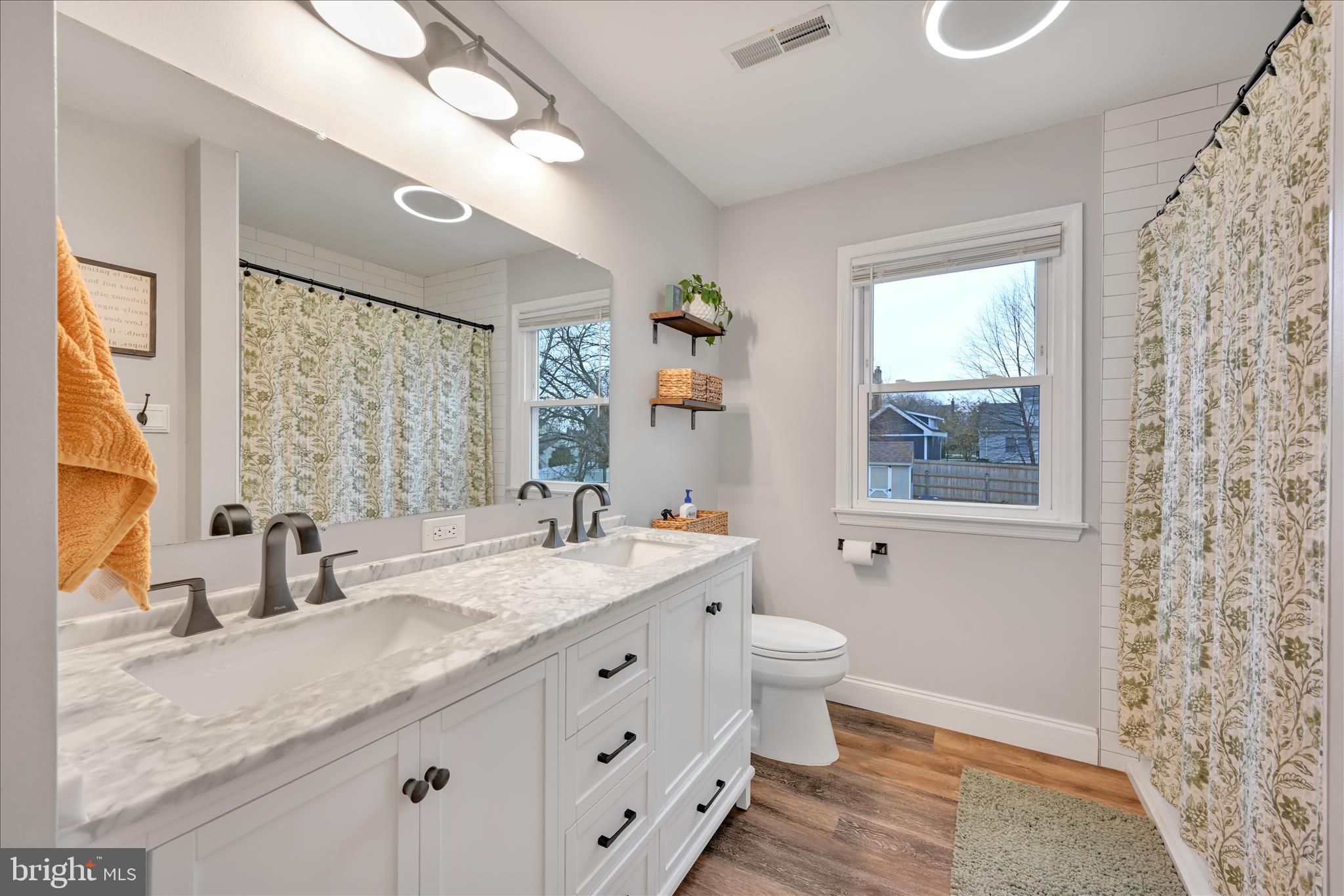 EASTBROOKE - Residential