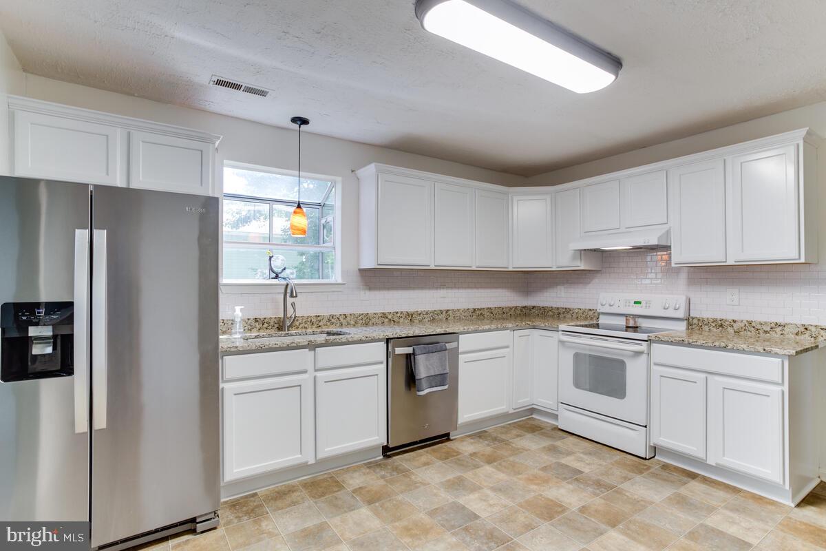 CHESAPEAKE RANCH ESTATES - Residential