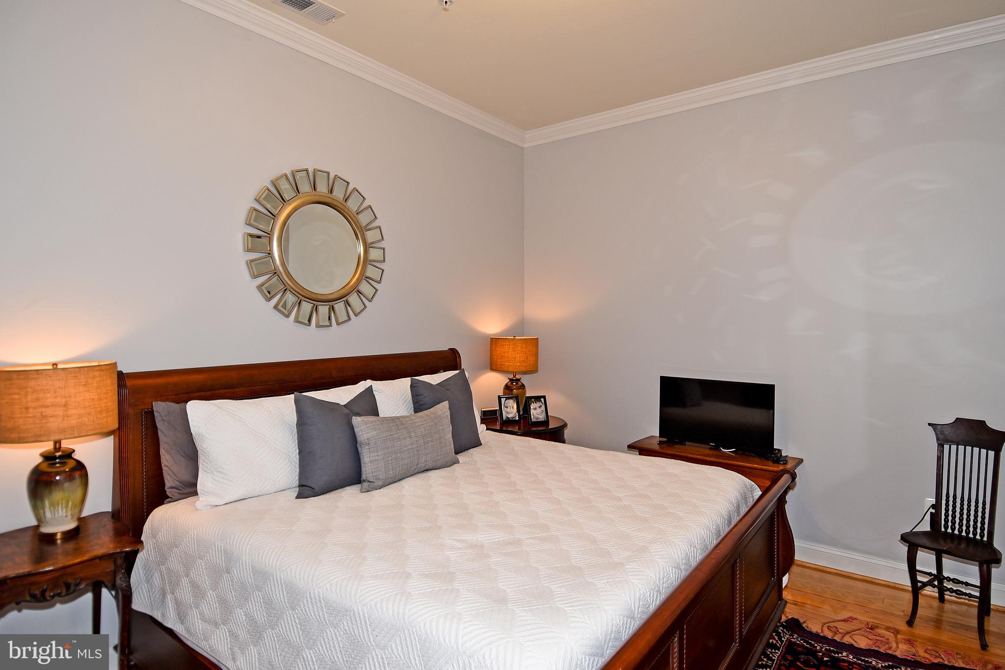 14TH STREET CORRIDOR - Residential Lease