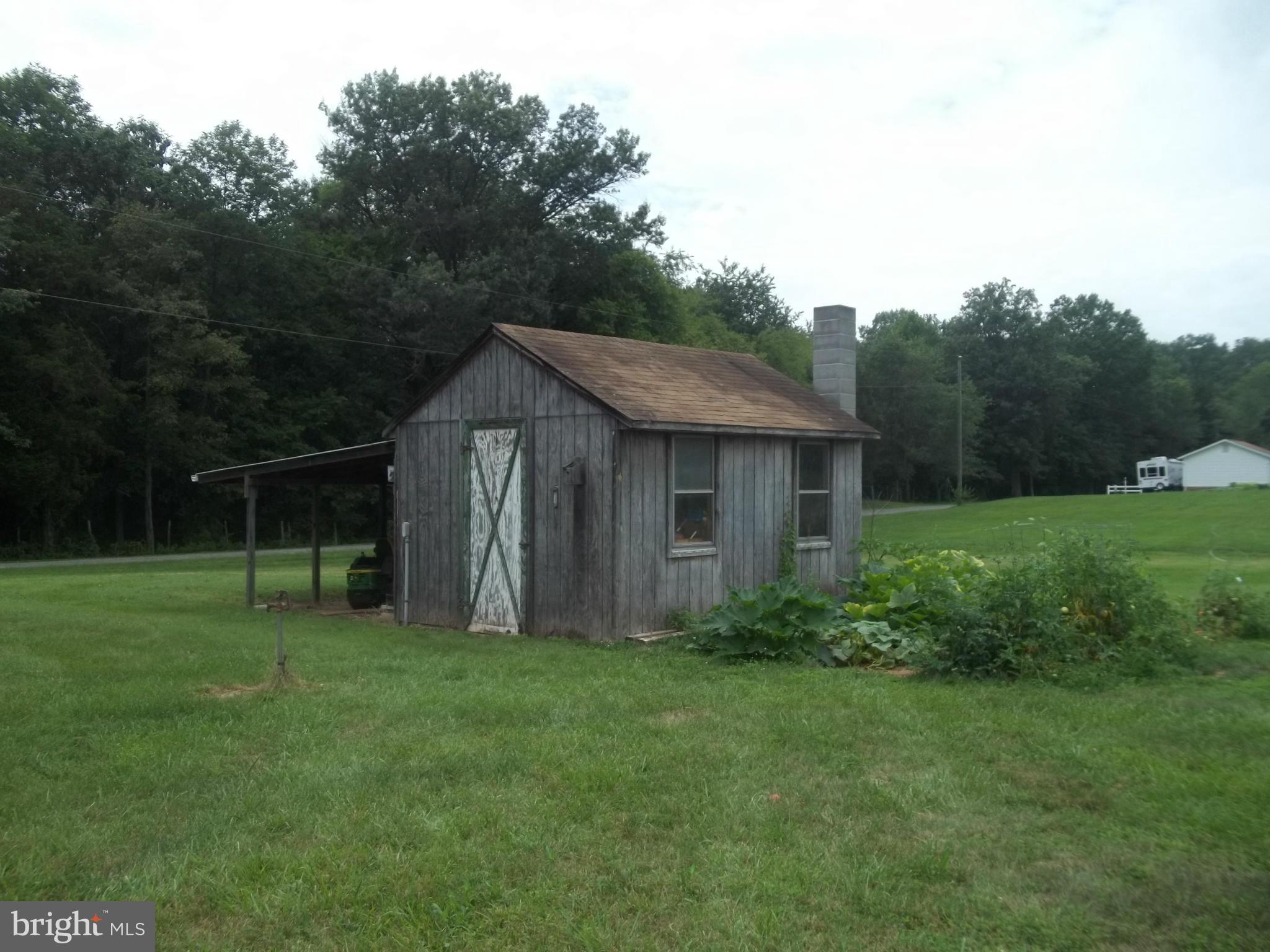 KINGS HILL - Residential