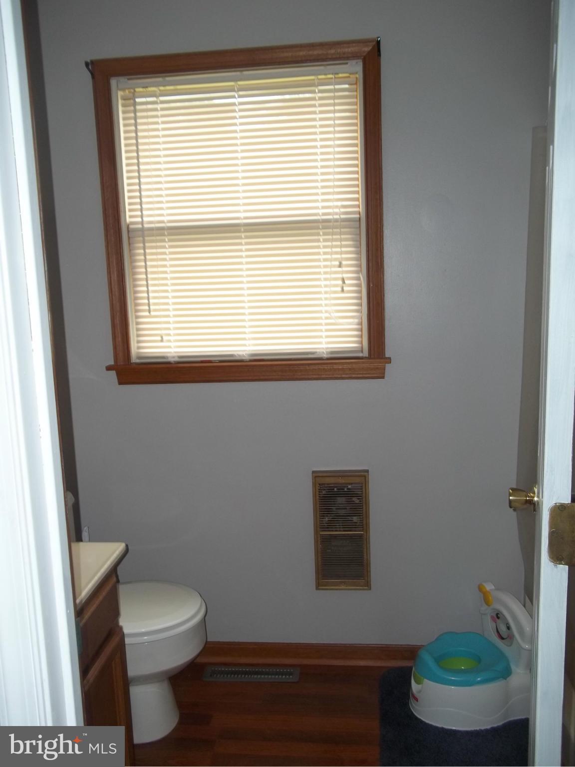 KINGS HILL - Residential