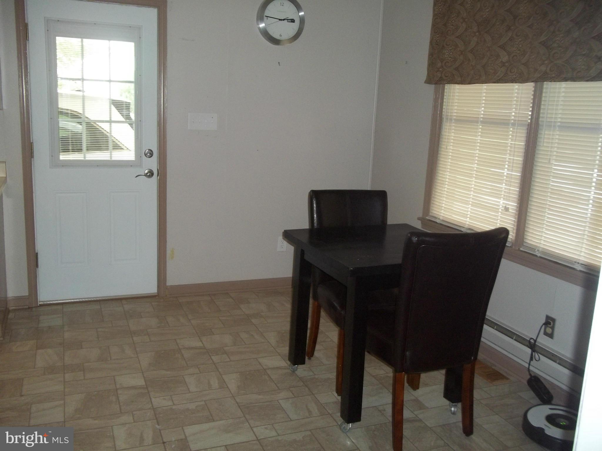 KINGS HILL - Residential