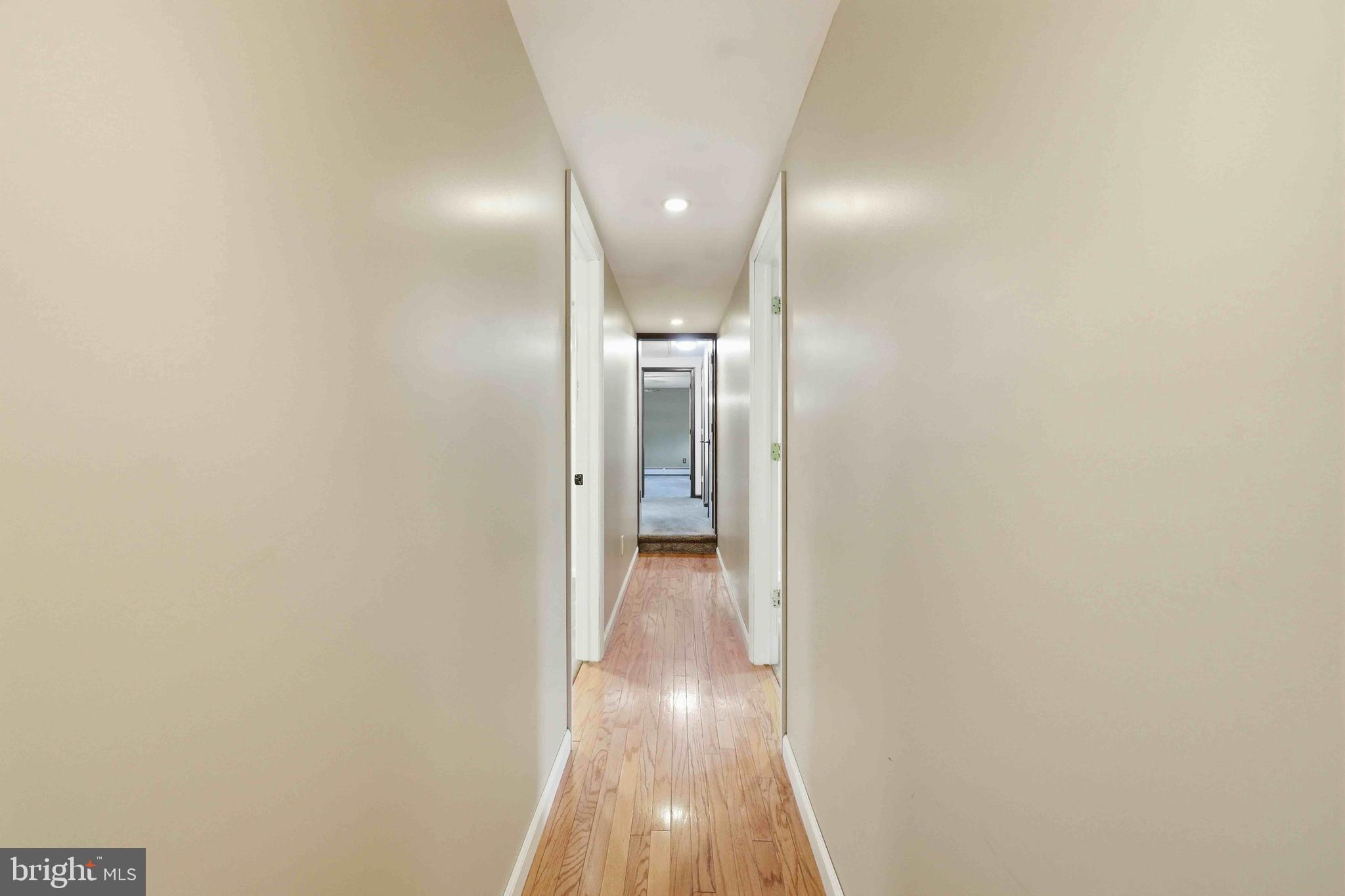 BURGUNDY HILLS - Residential