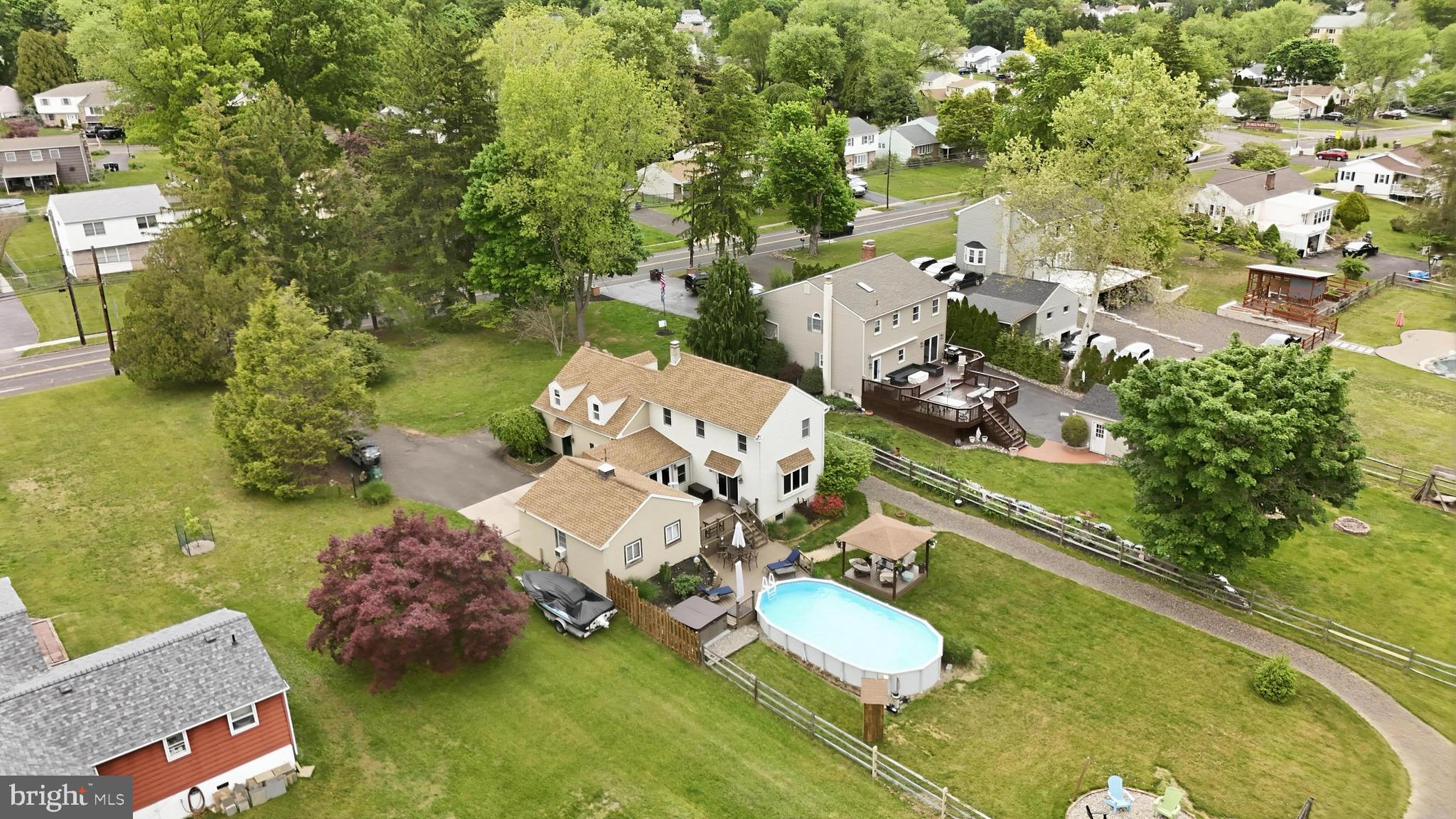 BURGUNDY HILLS - Residential