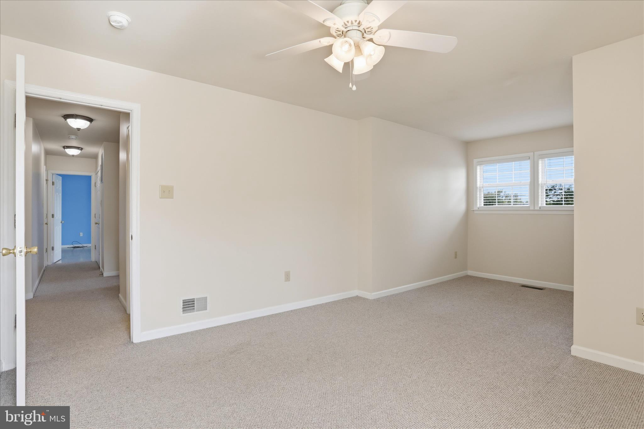 NORTH CROSSING - Residential