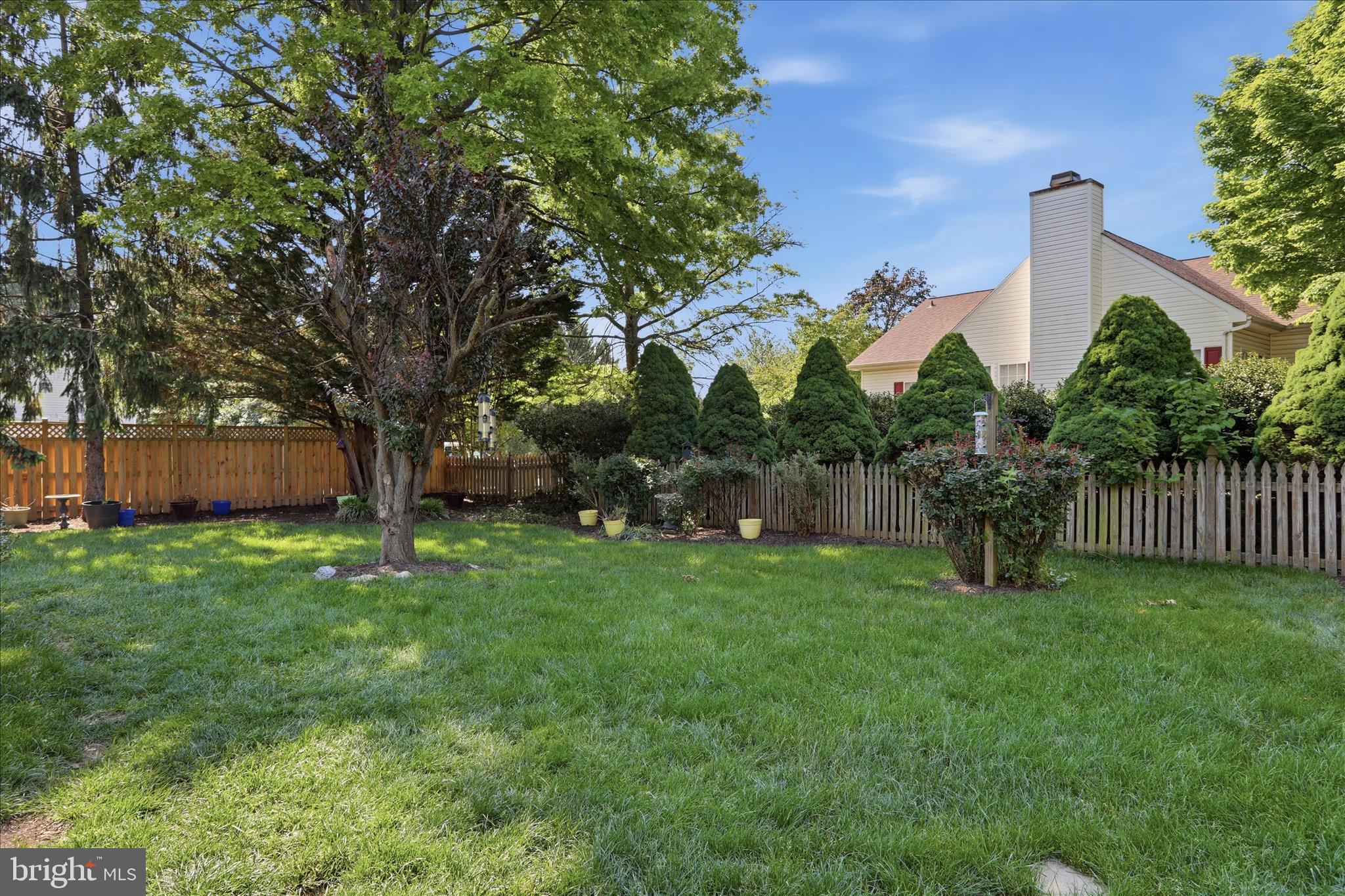NORTH CROSSING - Residential