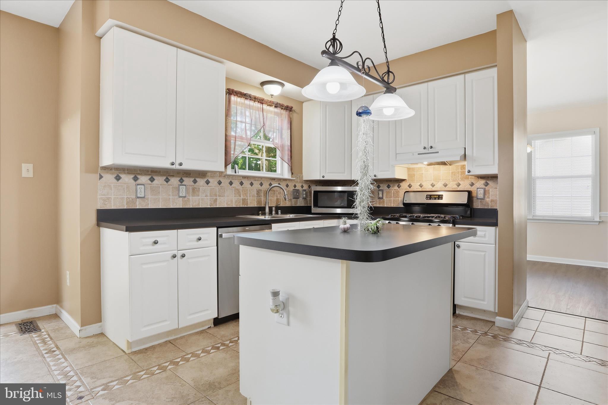 NORTH CROSSING - Residential