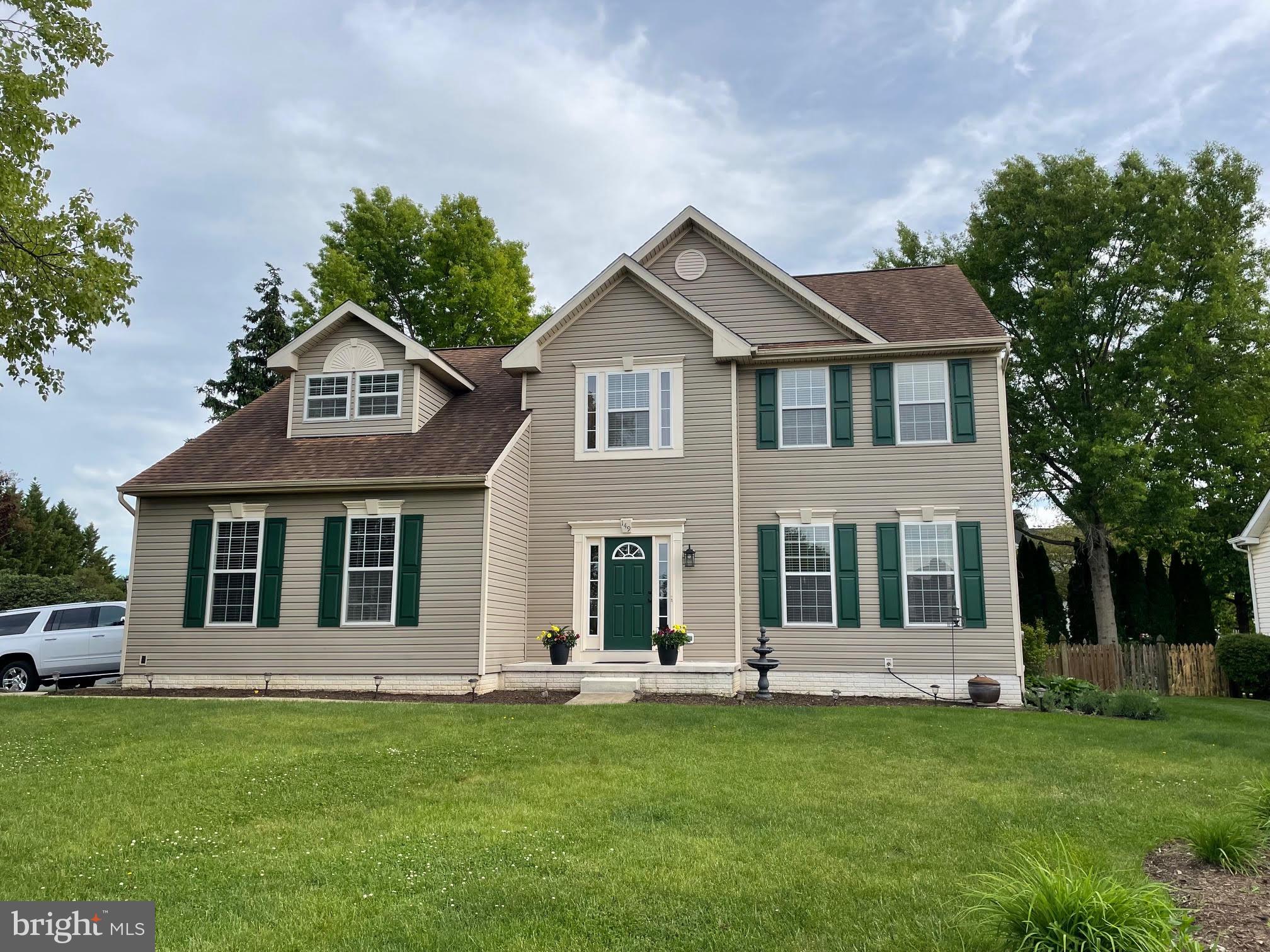NORTH CROSSING - Residential