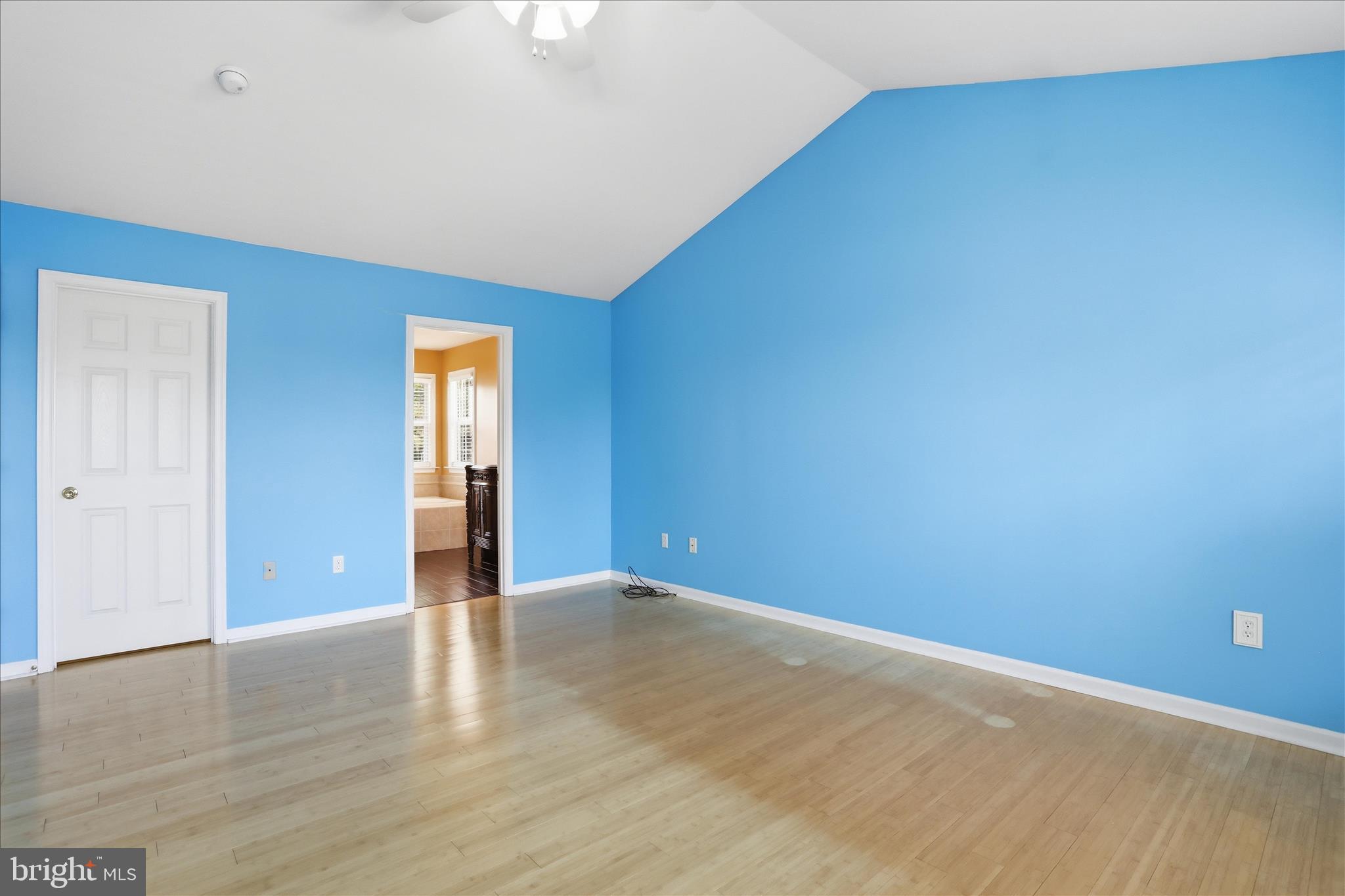 NORTH CROSSING - Residential