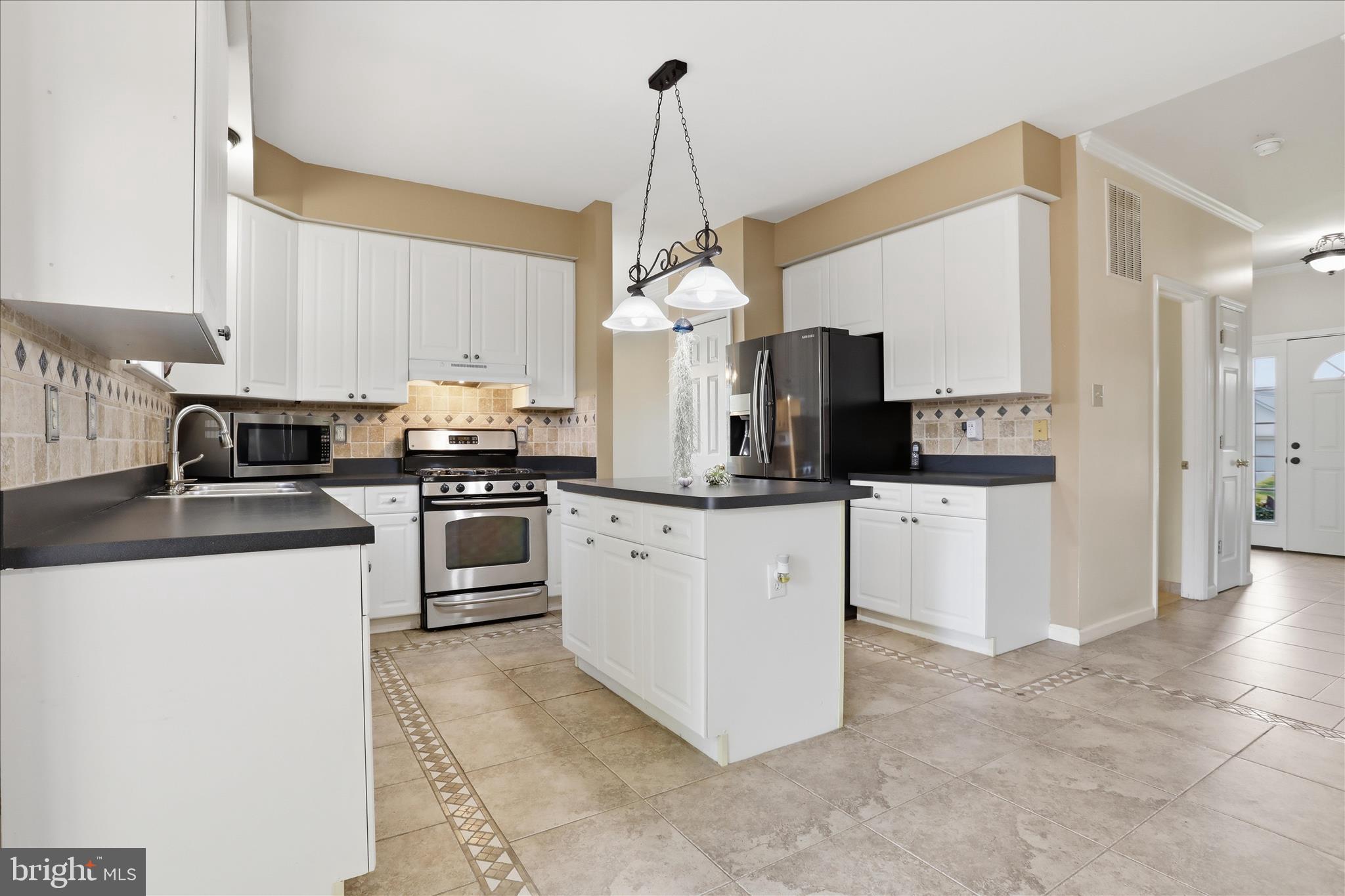 NORTH CROSSING - Residential