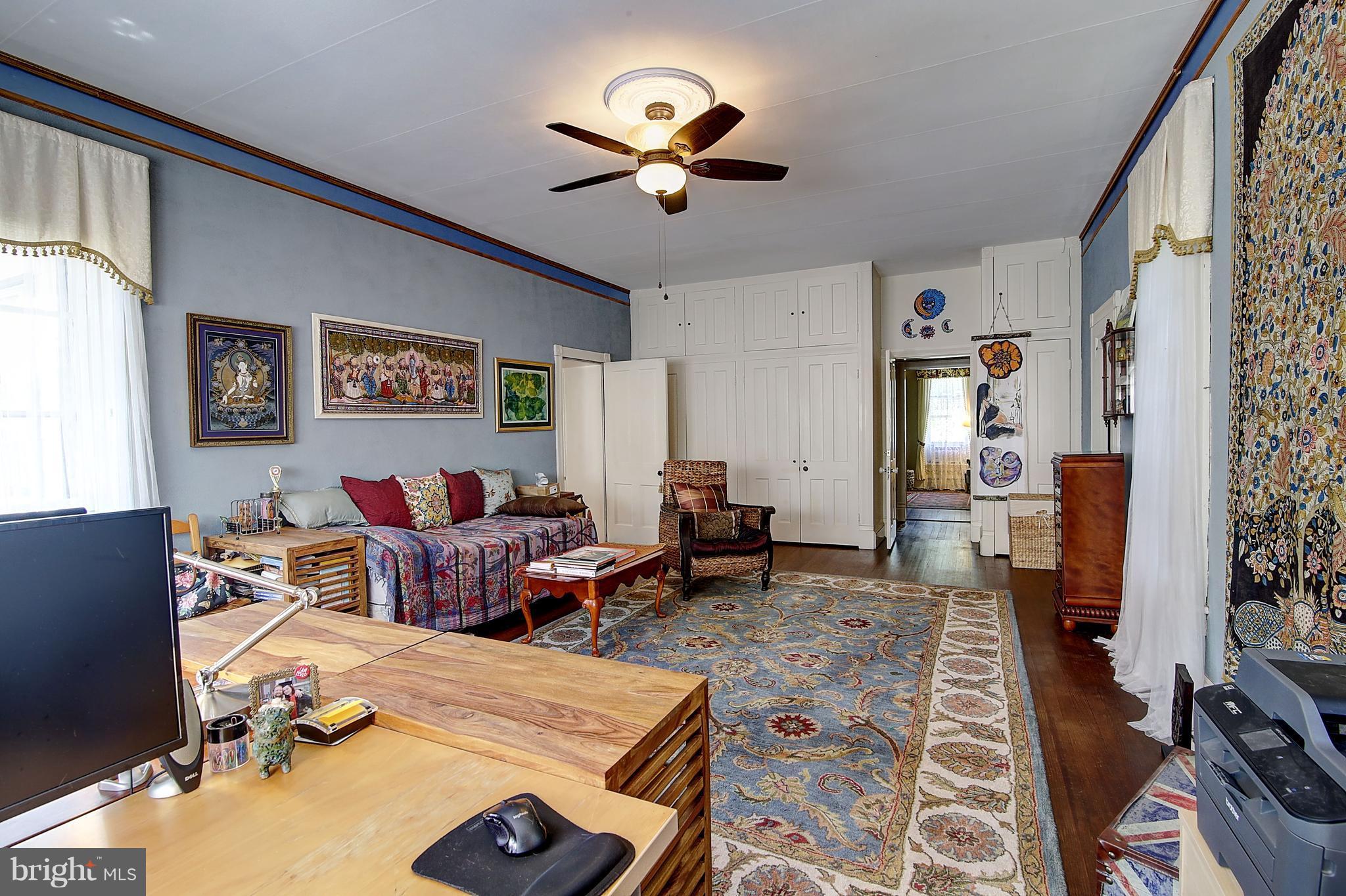 HISTORIC CHARLES TOWN - Residential