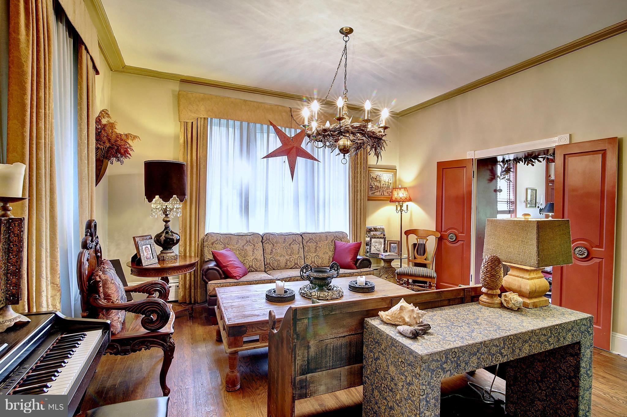 HISTORIC CHARLES TOWN - Residential