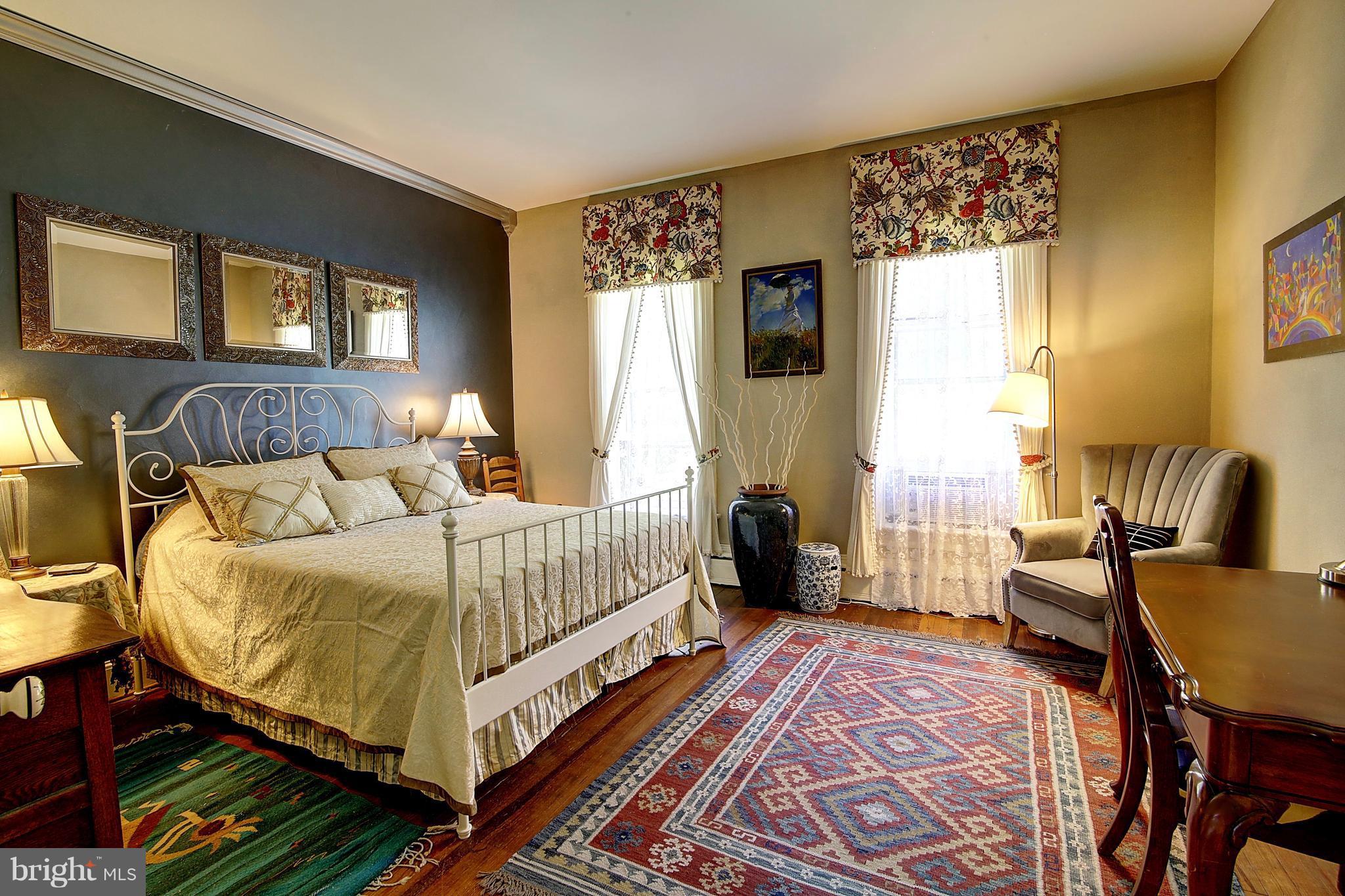 HISTORIC CHARLES TOWN - Residential