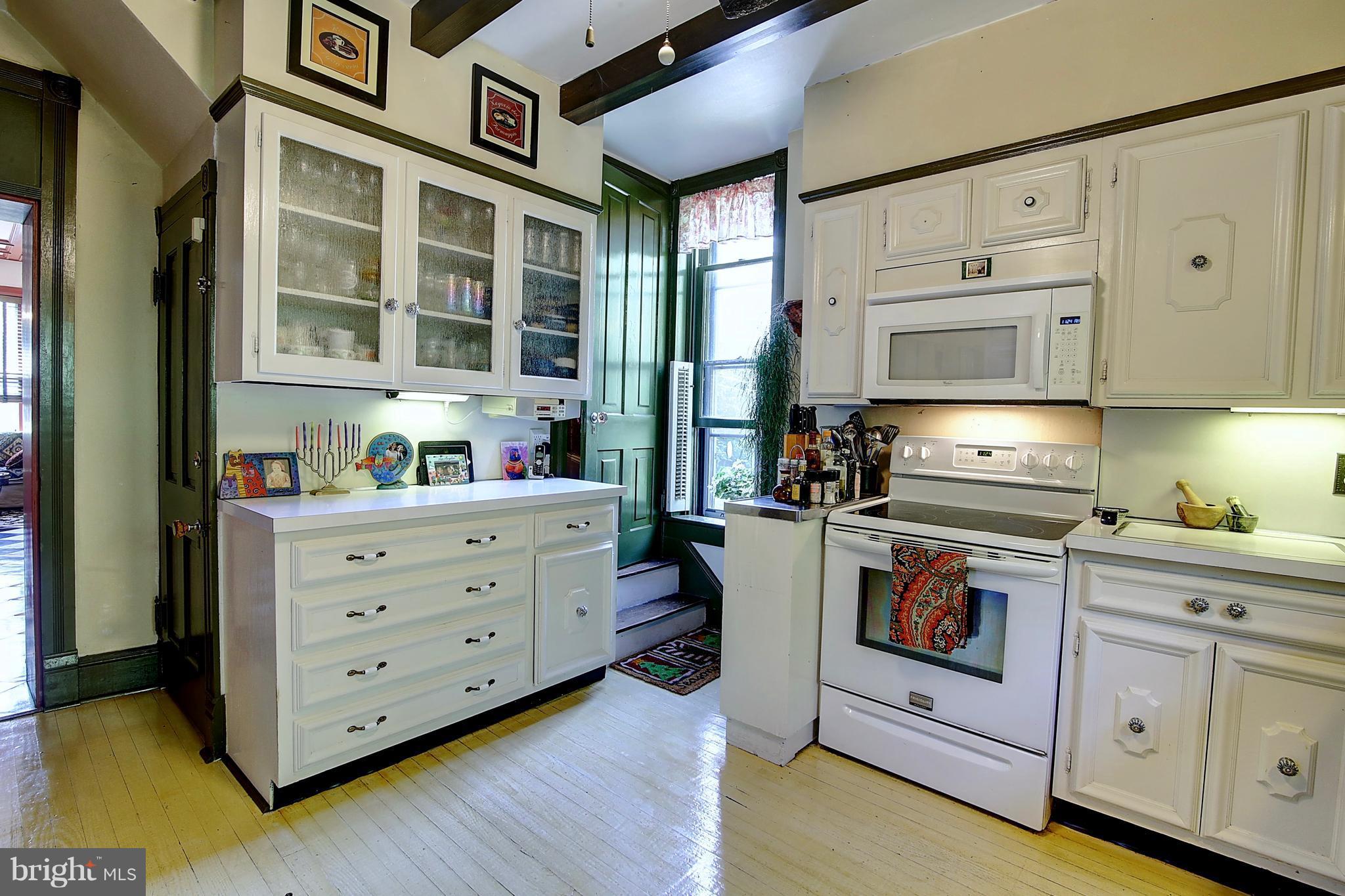 HISTORIC CHARLES TOWN - Residential