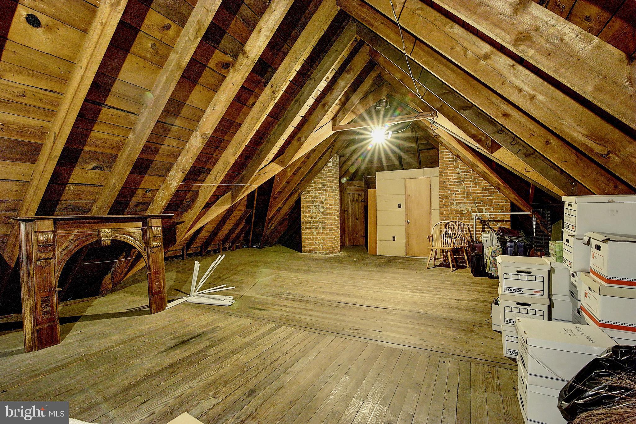 HISTORIC CHARLES TOWN - Residential