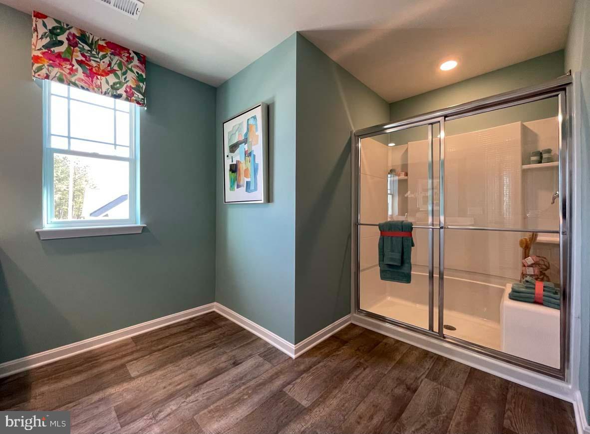 BARKSDALE CROSSING - Residential