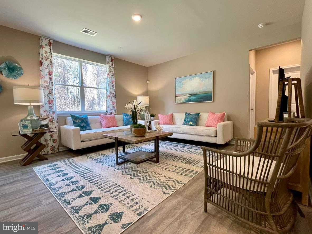 BARKSDALE CROSSING - Residential