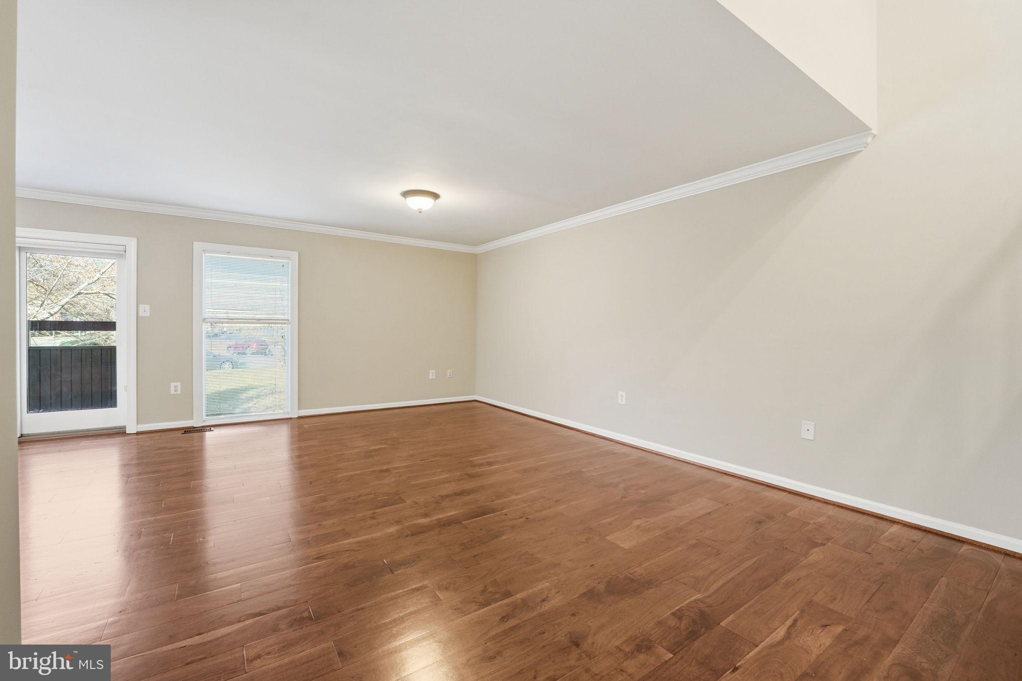 3152 EAKIN PARK COURT